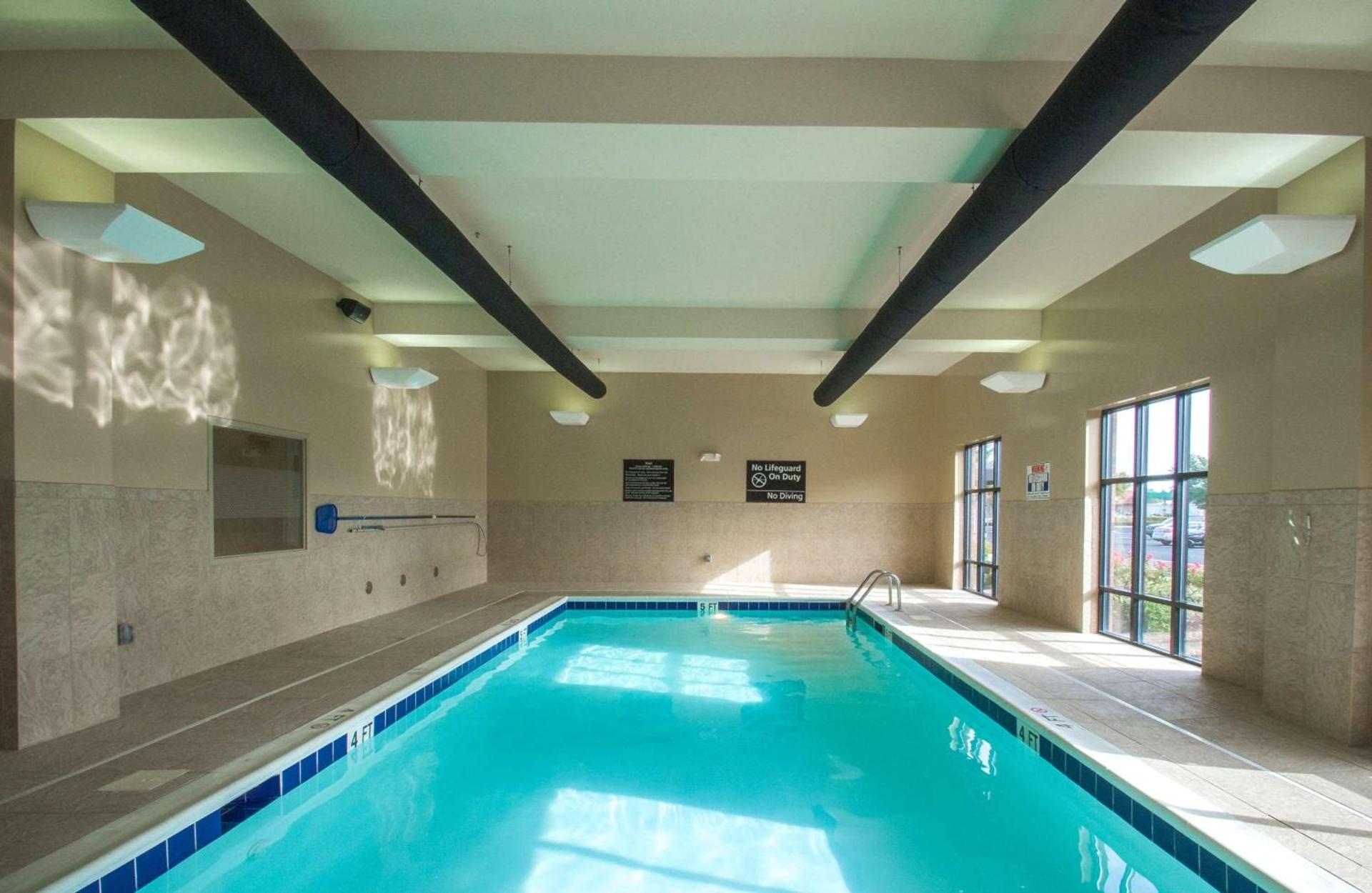 Hampton Inn Greenville photo 16