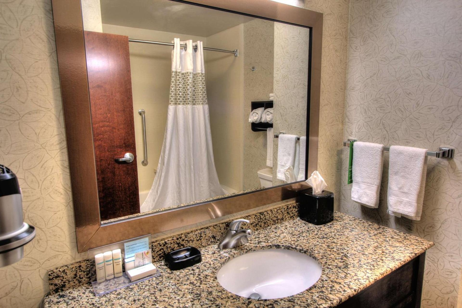 Hampton Inn Pigeon Forge photo 32