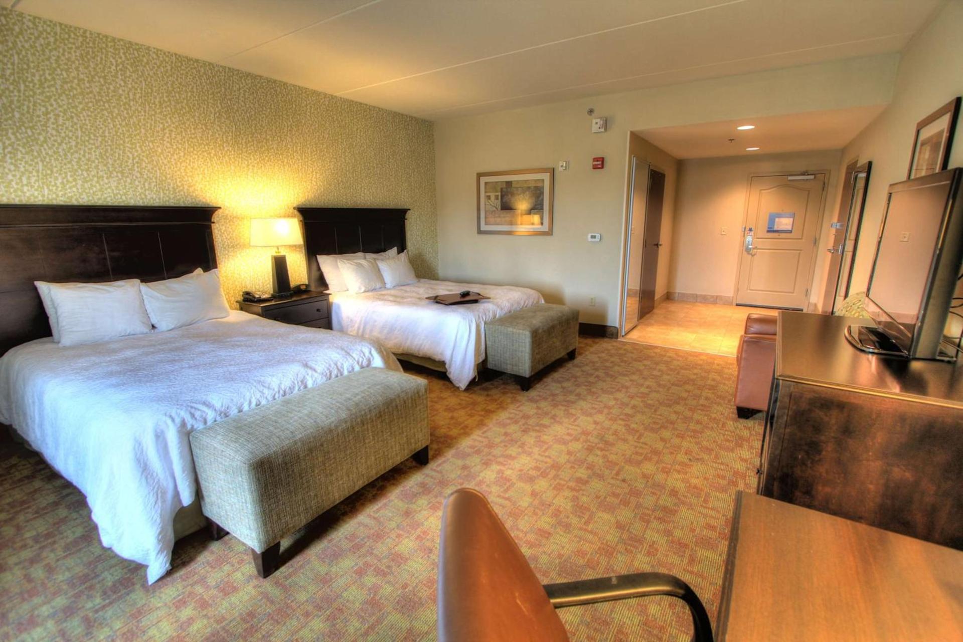 Hampton Inn Pigeon Forge photo 31
