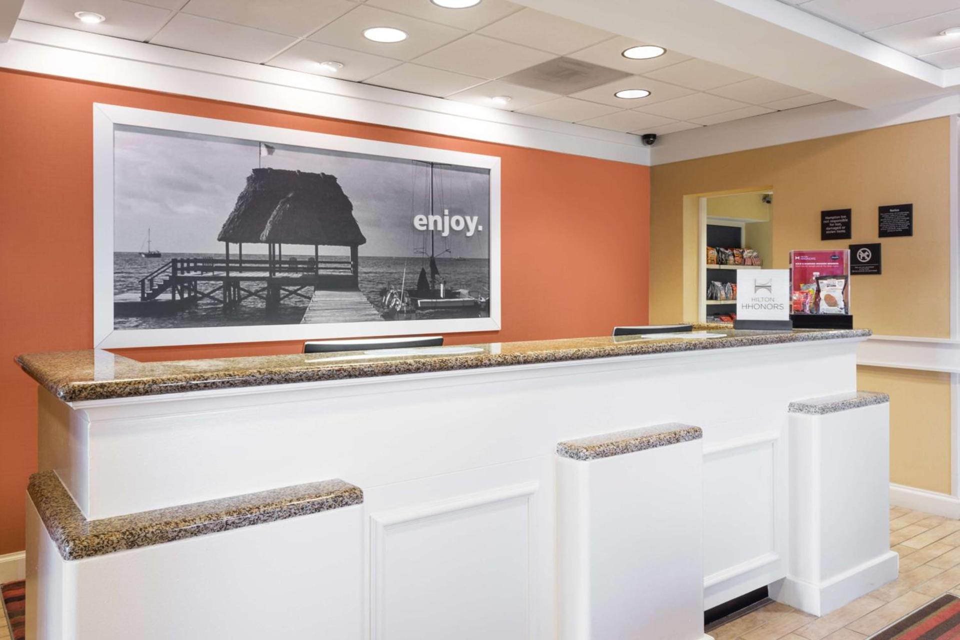 Hampton Inn Moss Point photo 4