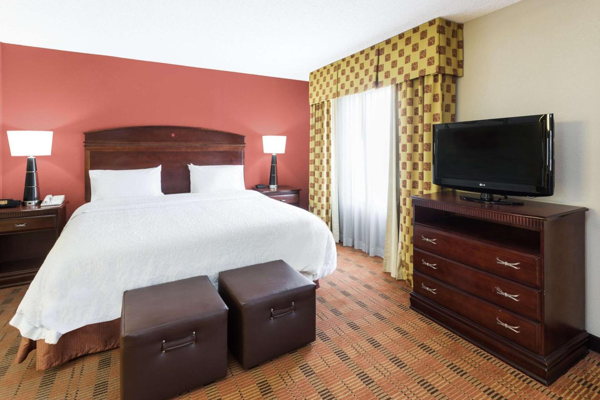 Hampton Inn Moss Point photo 12