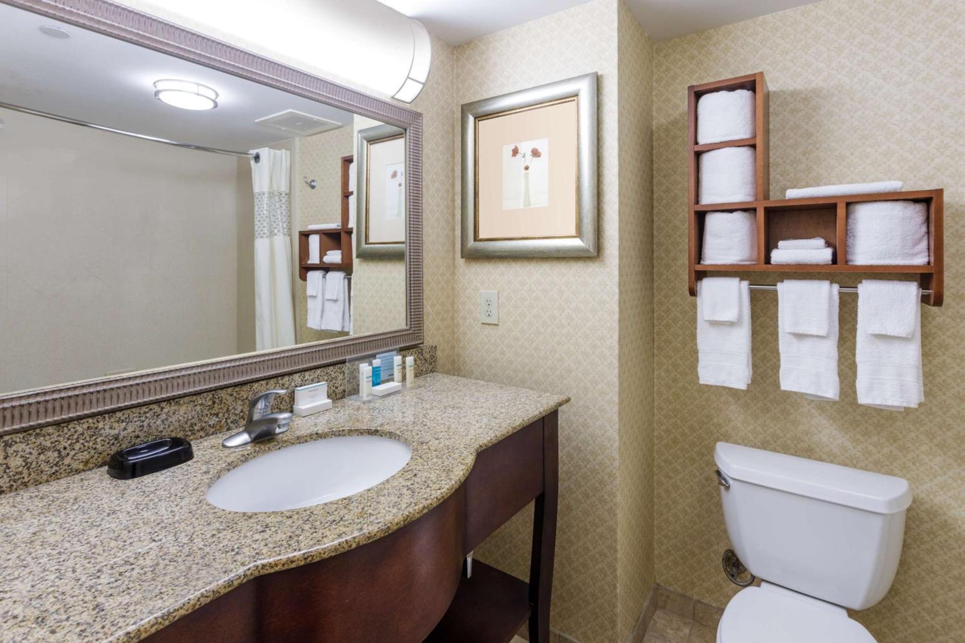 Hampton Inn Moss Point photo 21