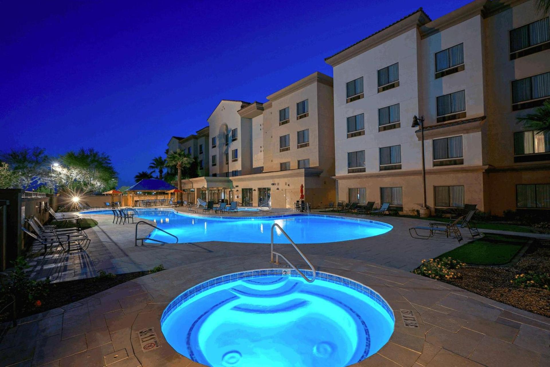 DoubleTree by Hilton Phoenix-Gilbert photo 6