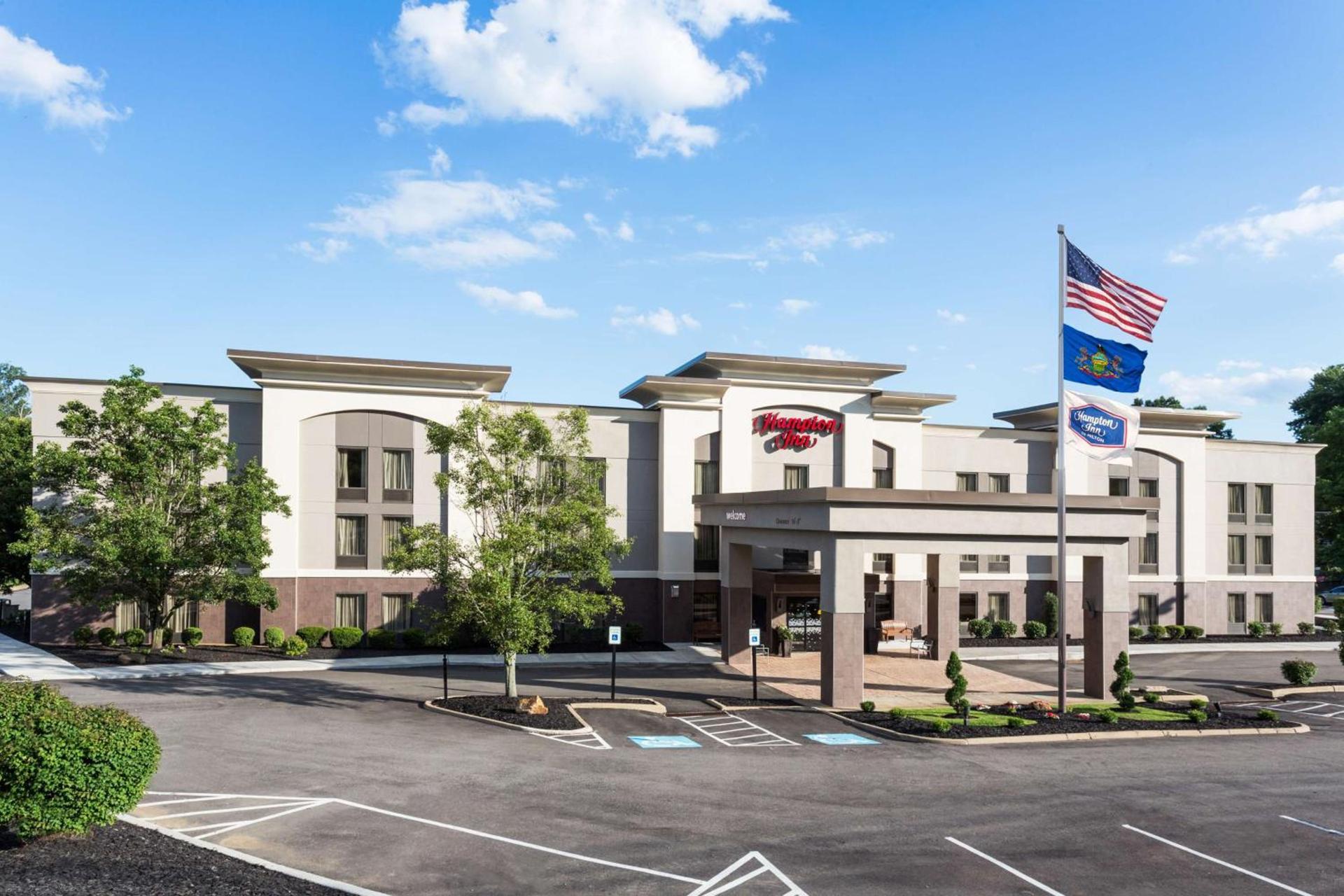 Hampton Inn Pittsburgh/West Mifflin photo 4