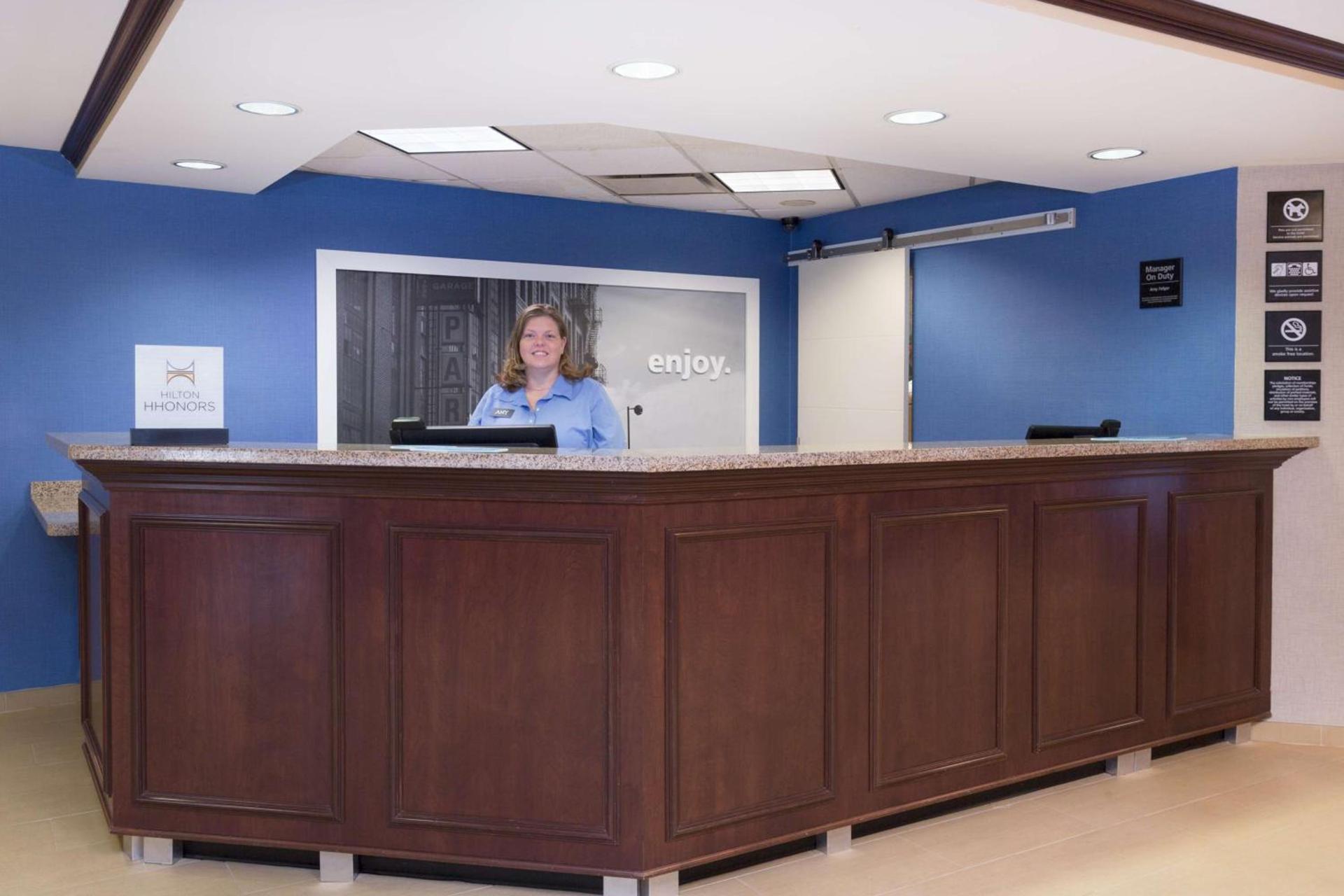 Hampton Inn Pittsburgh/West Mifflin photo 12