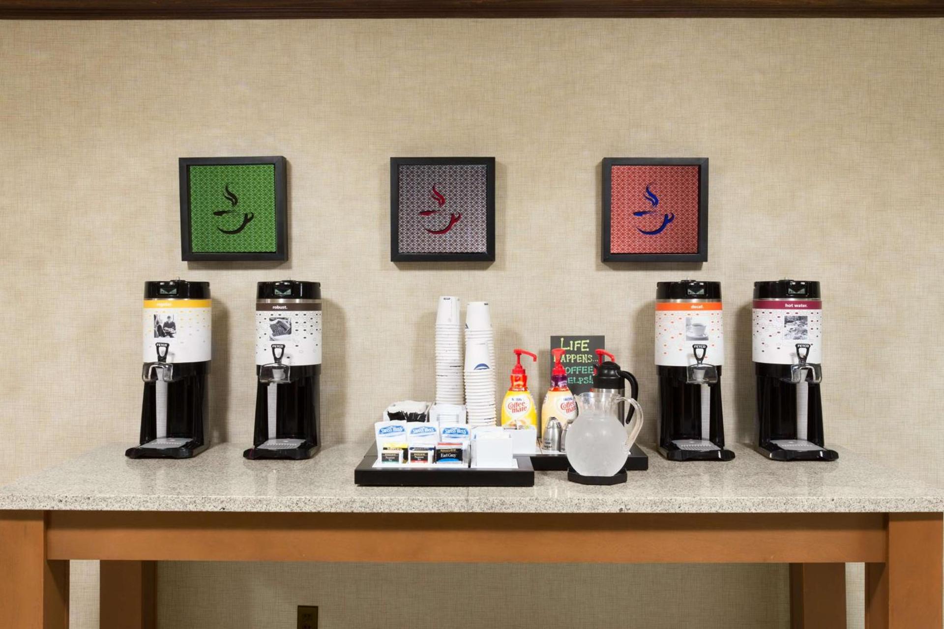 Hampton Inn Pittsburgh/West Mifflin photo 16