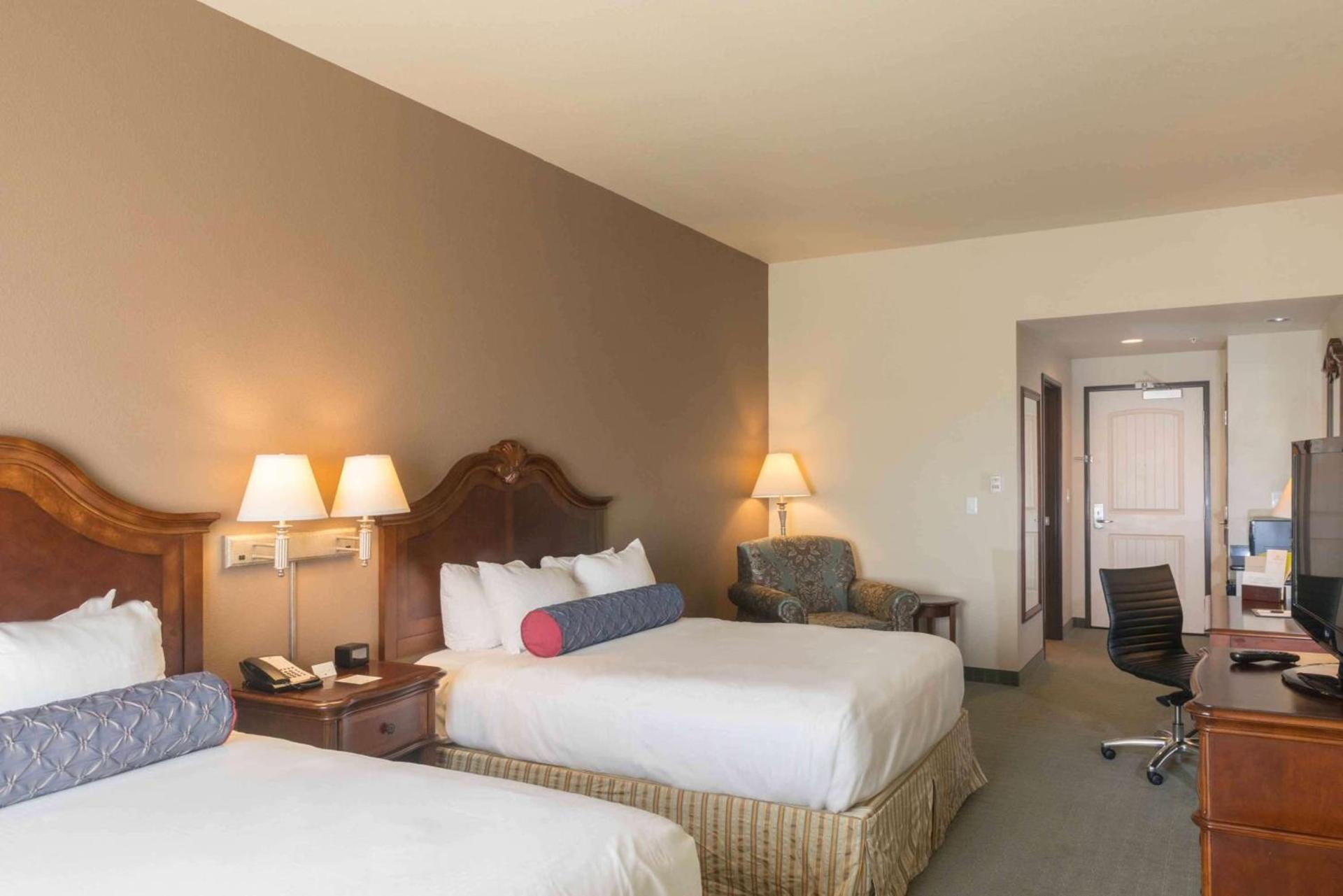 DoubleTree by Hilton Phoenix-Gilbert photo 29