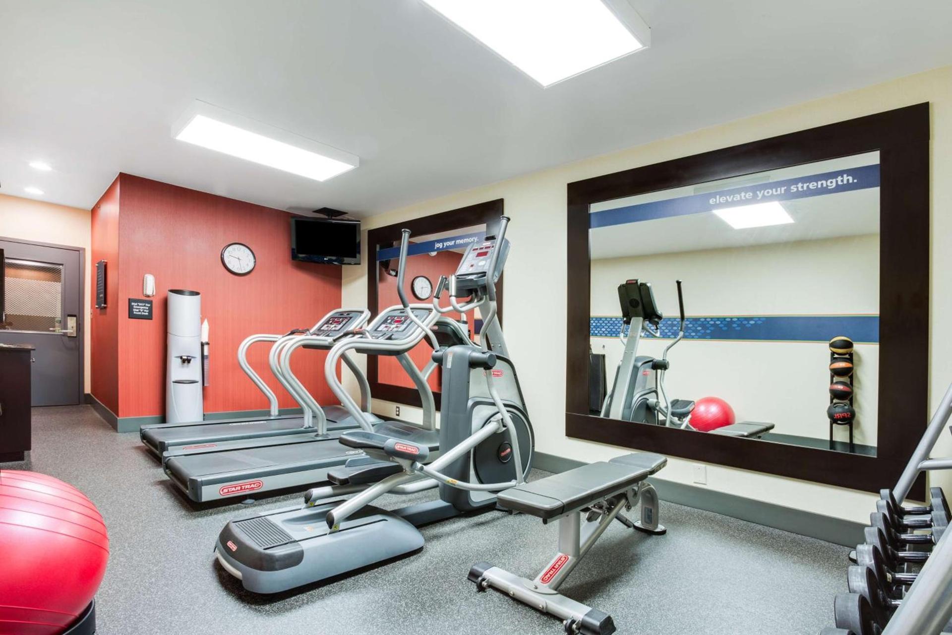 Hampton Inn Pittsburgh/West Mifflin photo 24