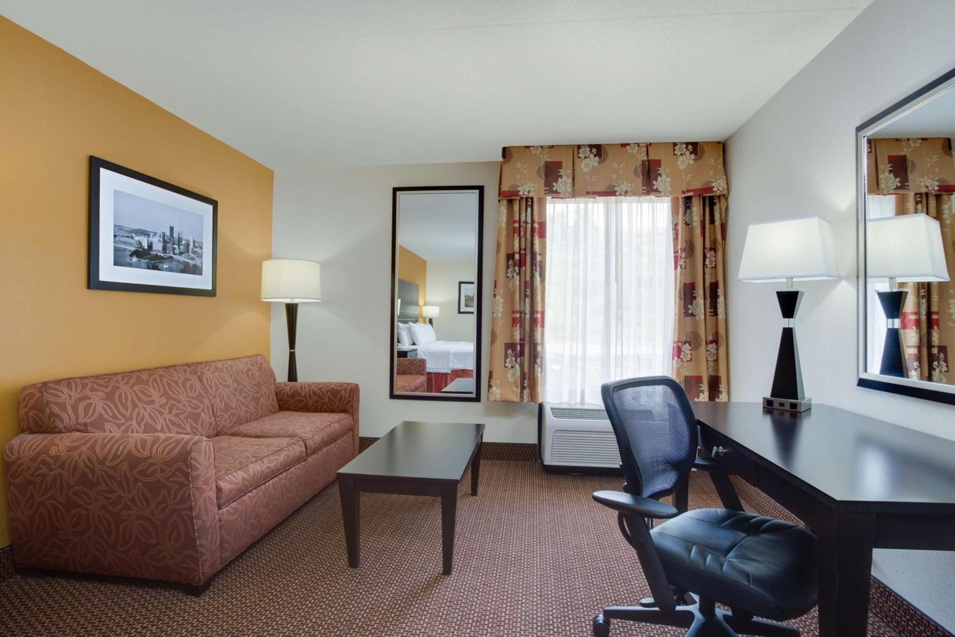 Hampton Inn Pittsburgh/West Mifflin photo 32