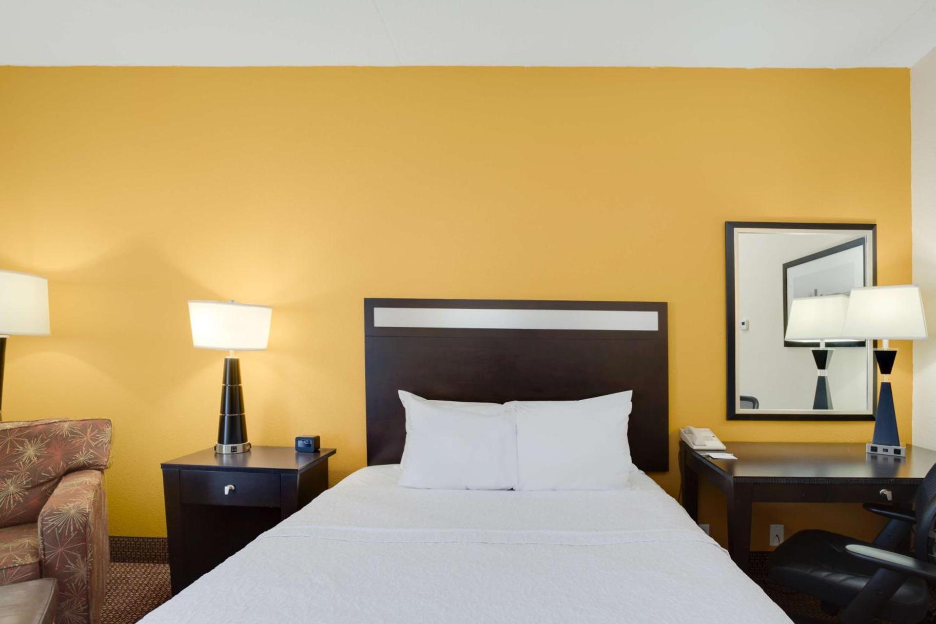 Hampton Inn Pittsburgh/West Mifflin photo 38