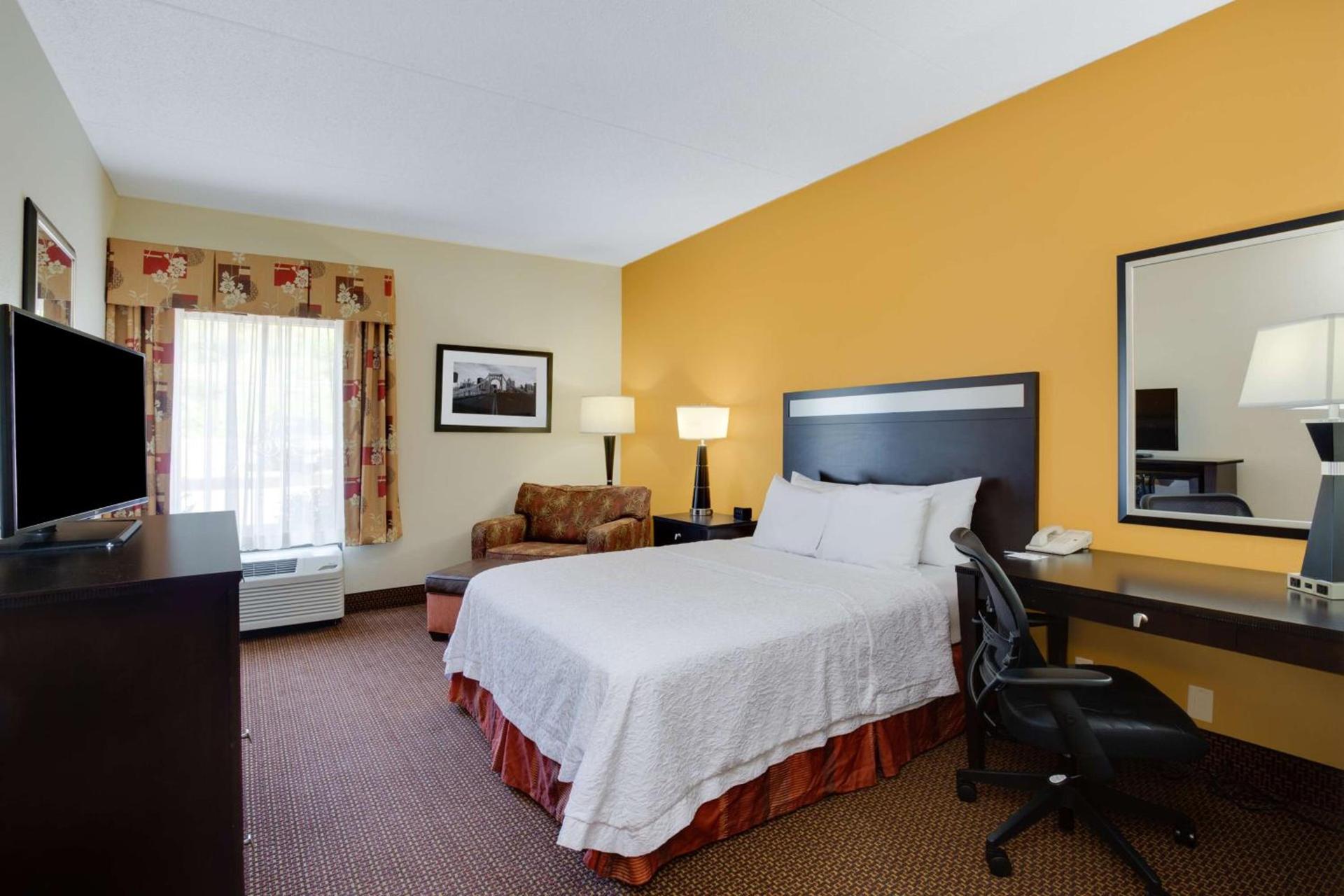 Hampton Inn Pittsburgh/West Mifflin photo 46