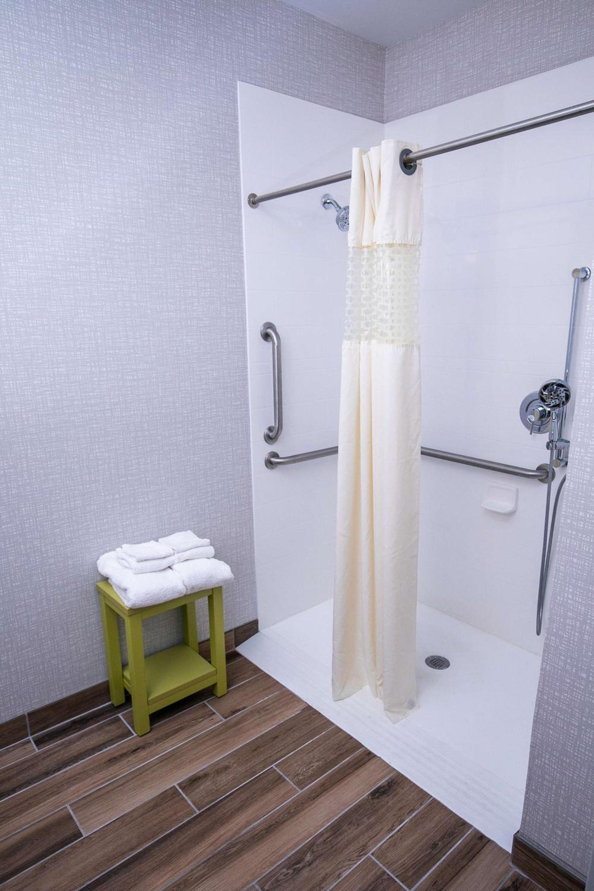 Hampton Inn Pickwick Dam-At Shiloh Falls photo 3