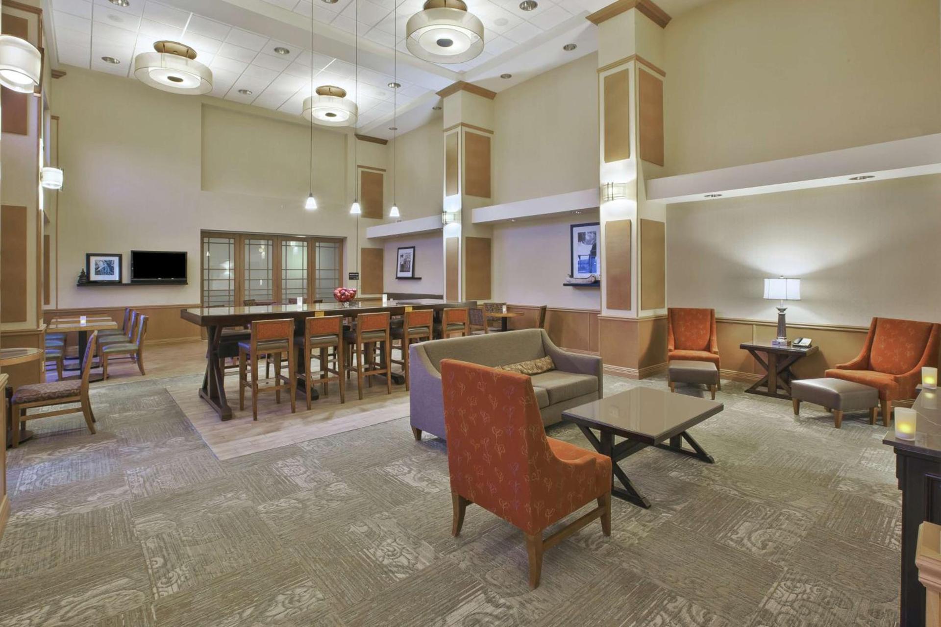 Hampton Inn & Suites Plattsburgh photo 8