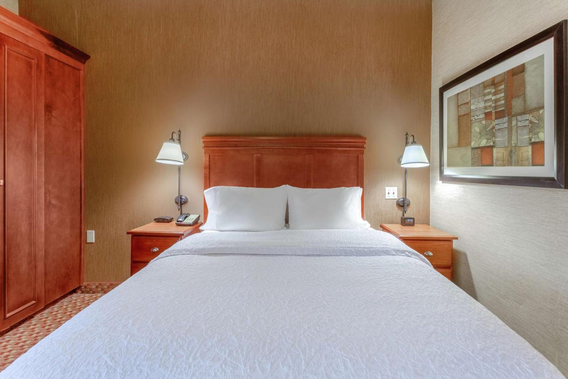 Hampton Inn East Peoria photo 8