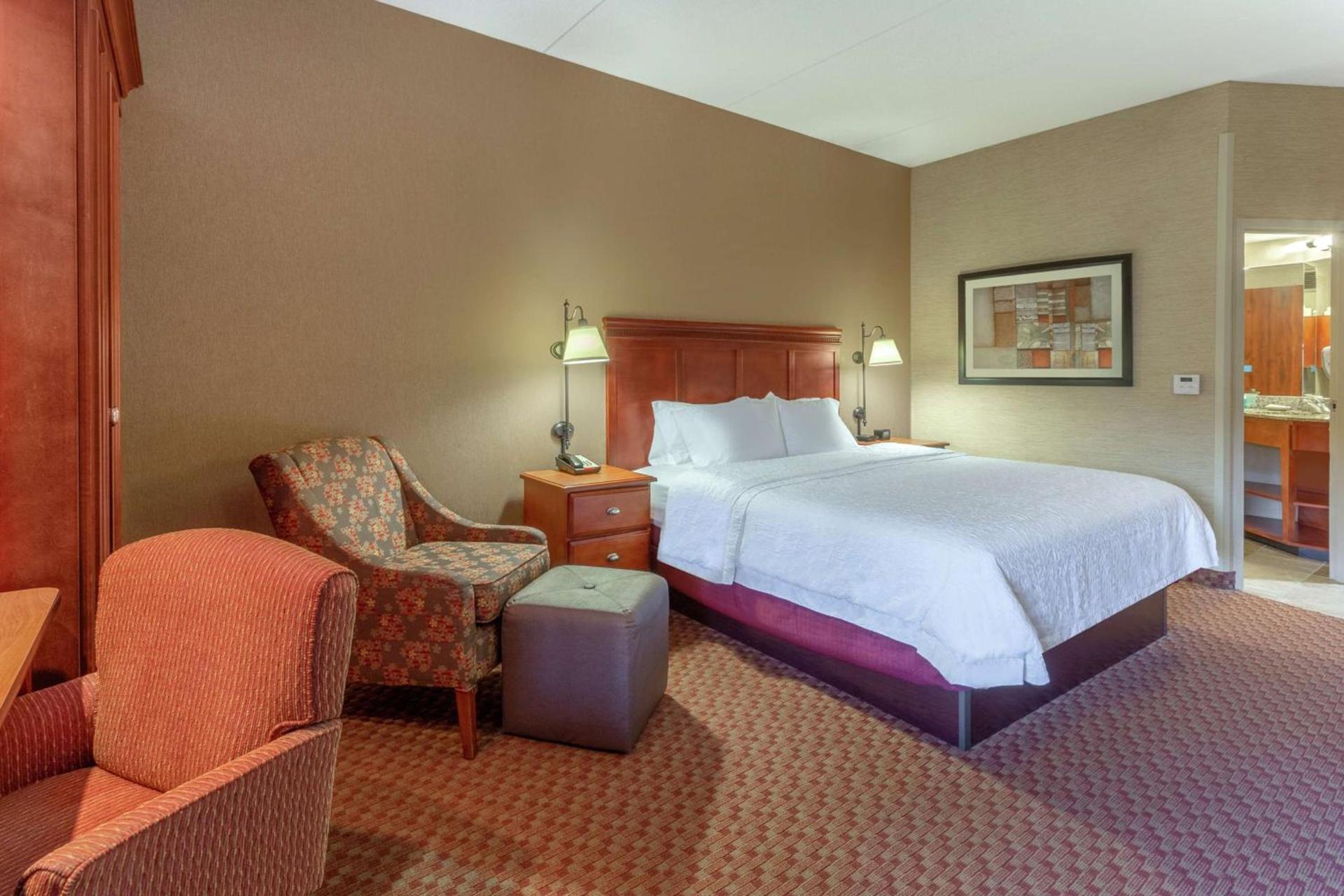 Hampton Inn East Peoria photo 12