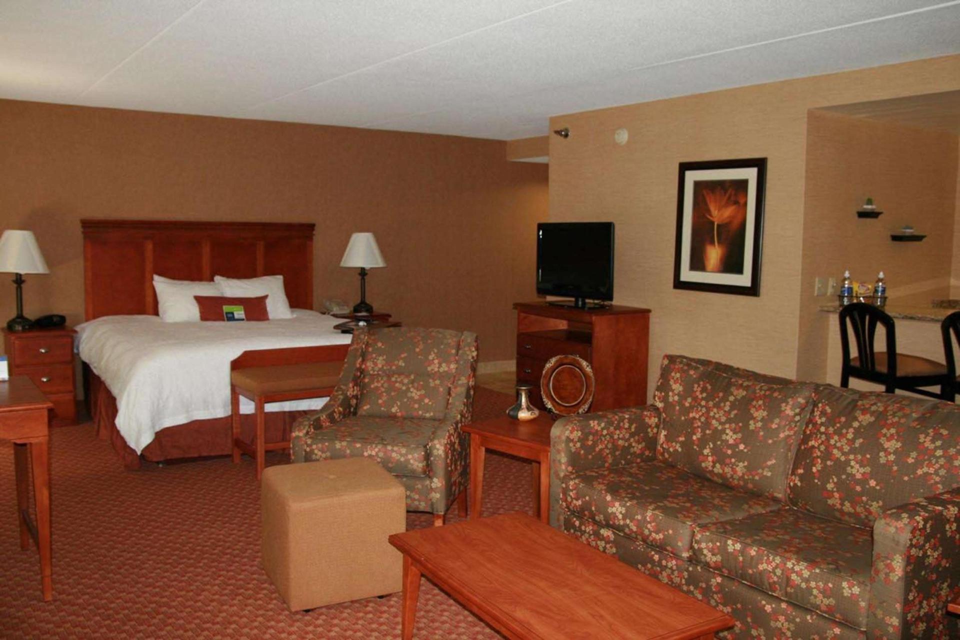 Hampton Inn East Peoria photo 19