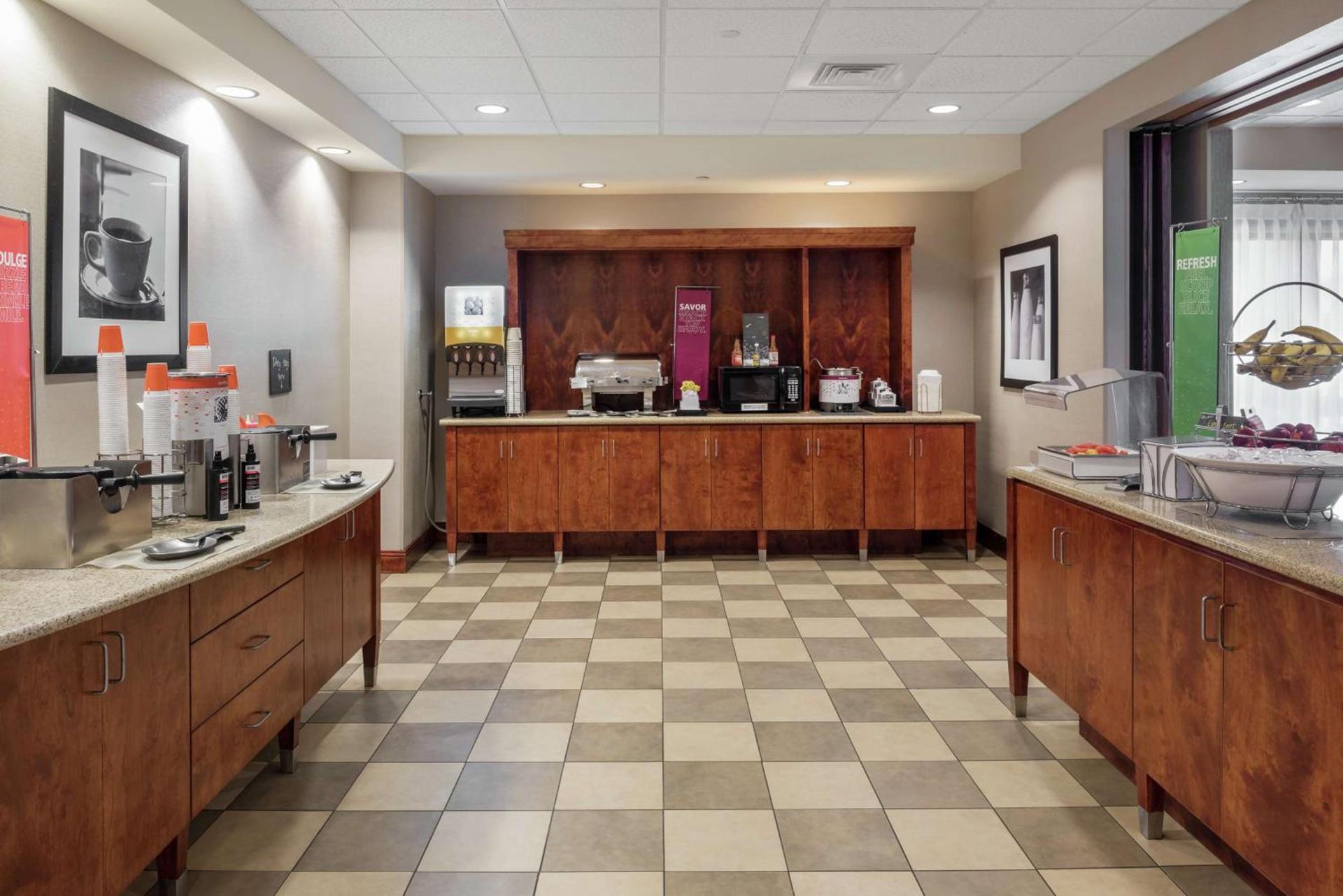 Hampton Inn Branson - Branson Hills photo 11
