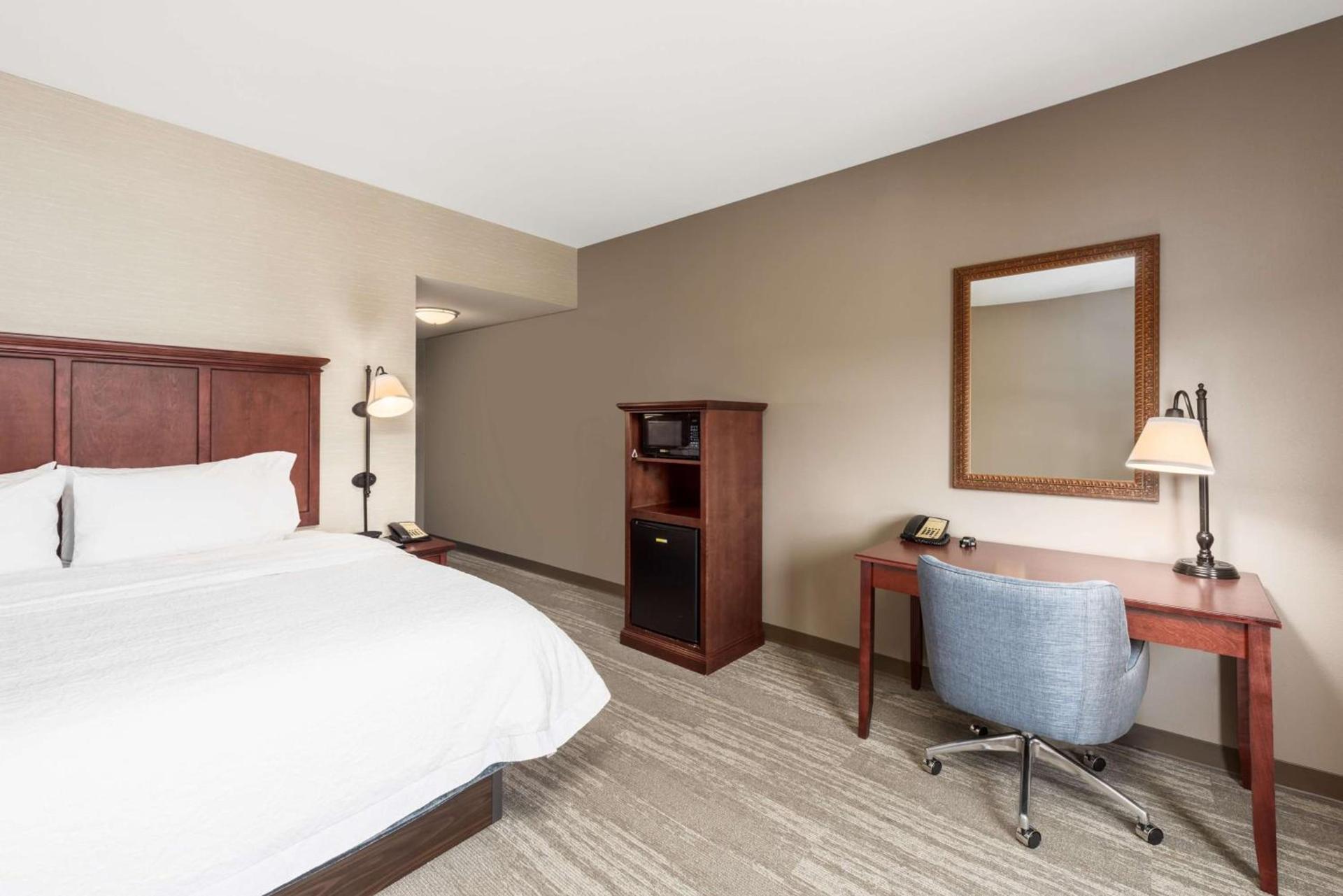 Hampton Inn Branson - Branson Hills photo 17