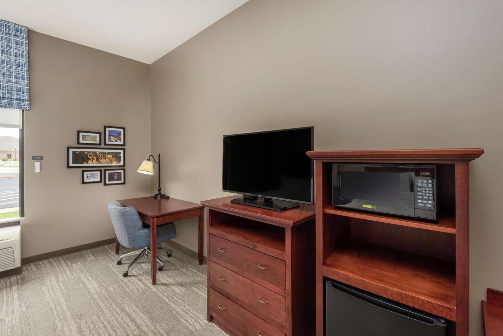 Hampton Inn Branson - Branson Hills photo 29