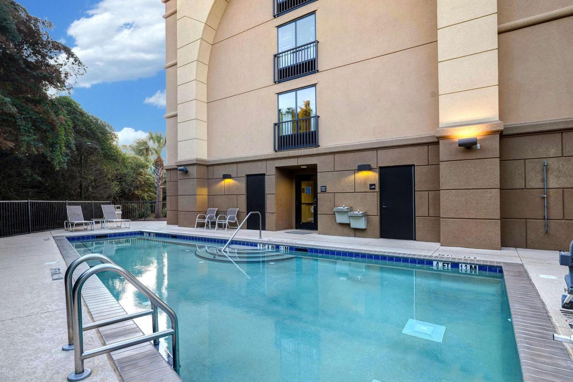Hampton Inn & Suites Pensacola/Gulf Breeze photo 5
