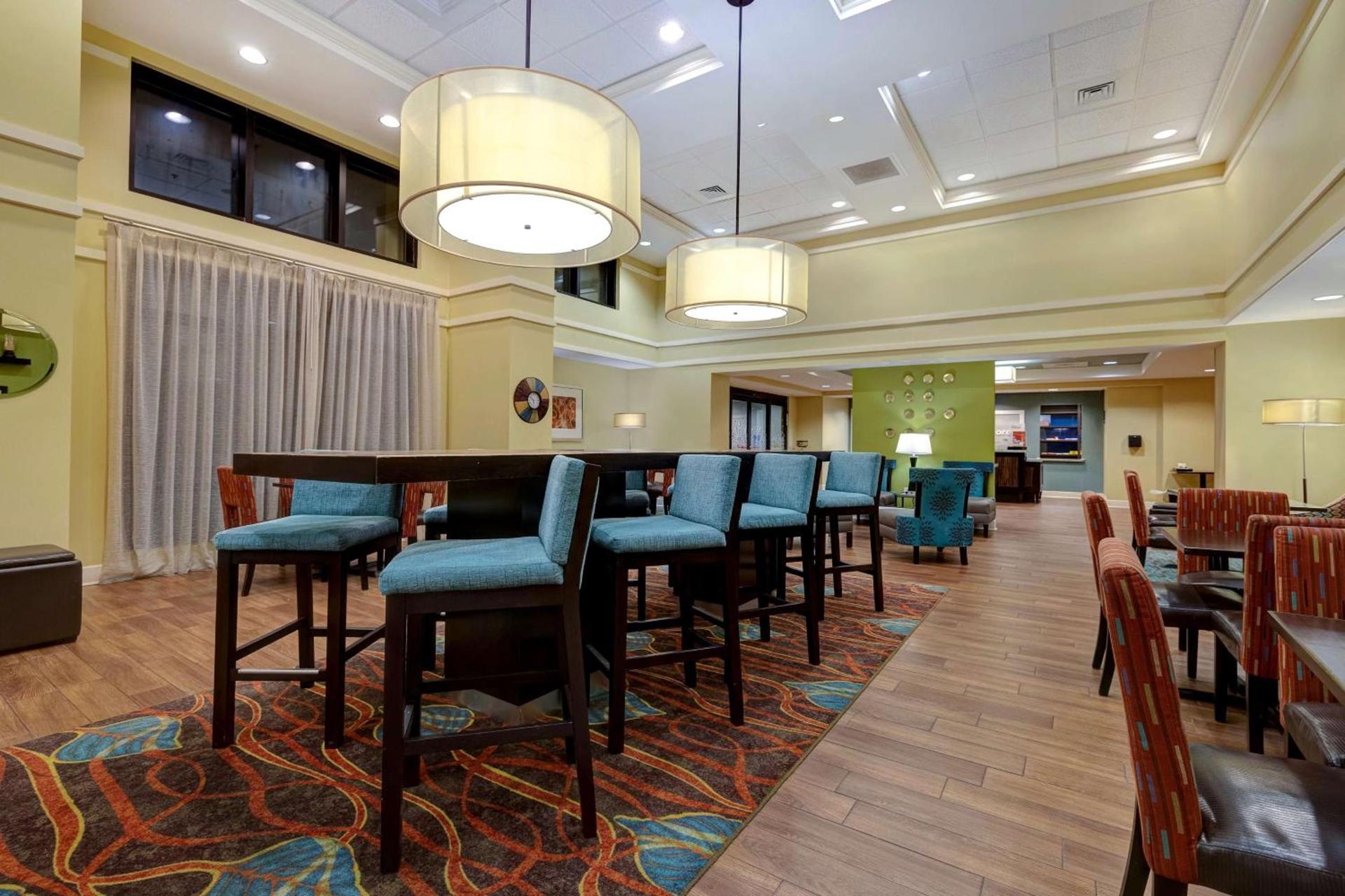 Hampton Inn & Suites Pensacola/Gulf Breeze photo 12
