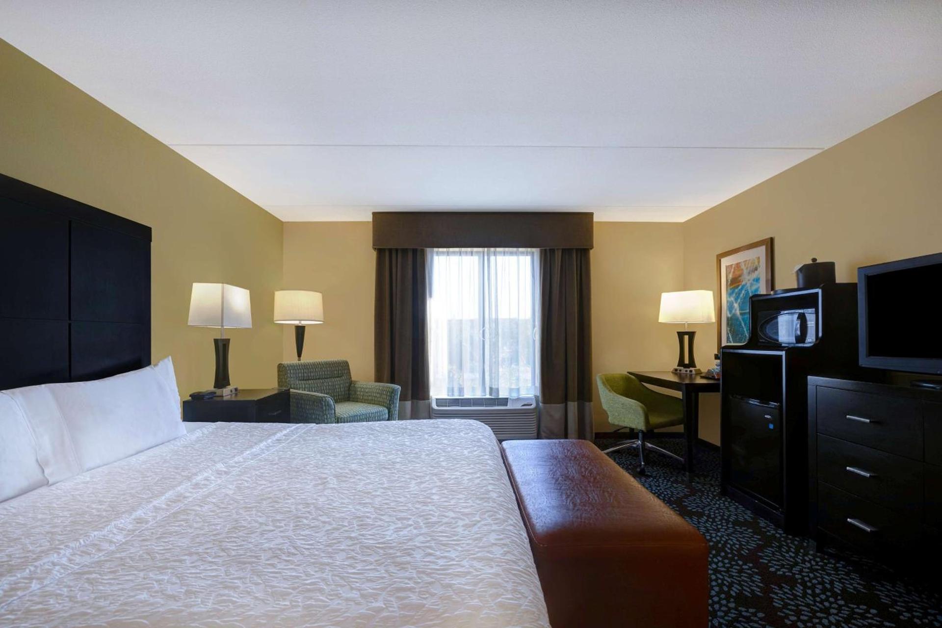 Hampton Inn & Suites Pensacola/Gulf Breeze photo 17