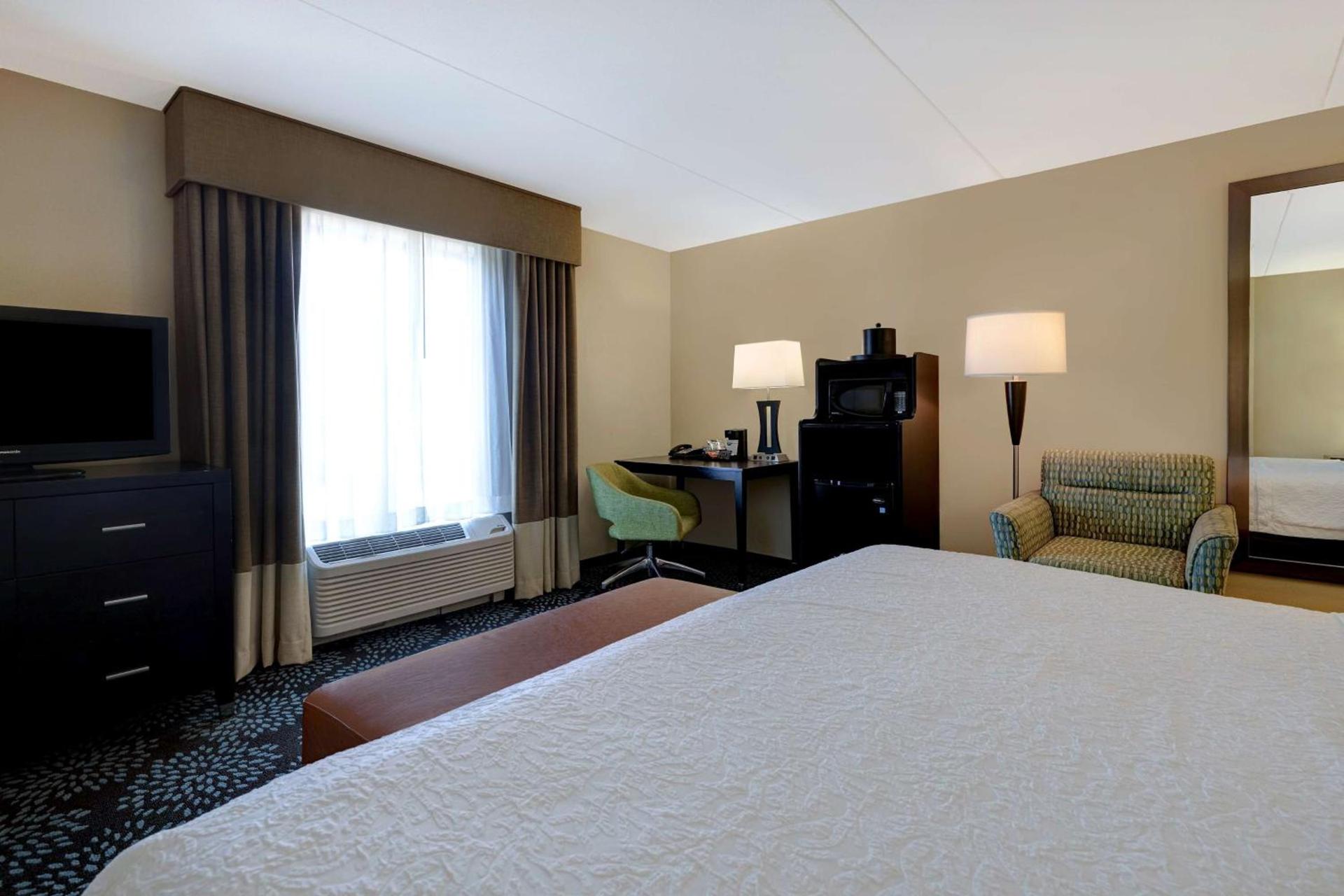 Hampton Inn & Suites Pensacola/Gulf Breeze photo 20