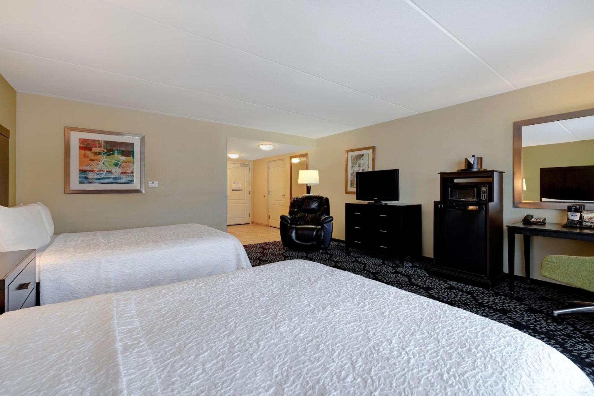 Hampton Inn & Suites Pensacola/Gulf Breeze photo 31