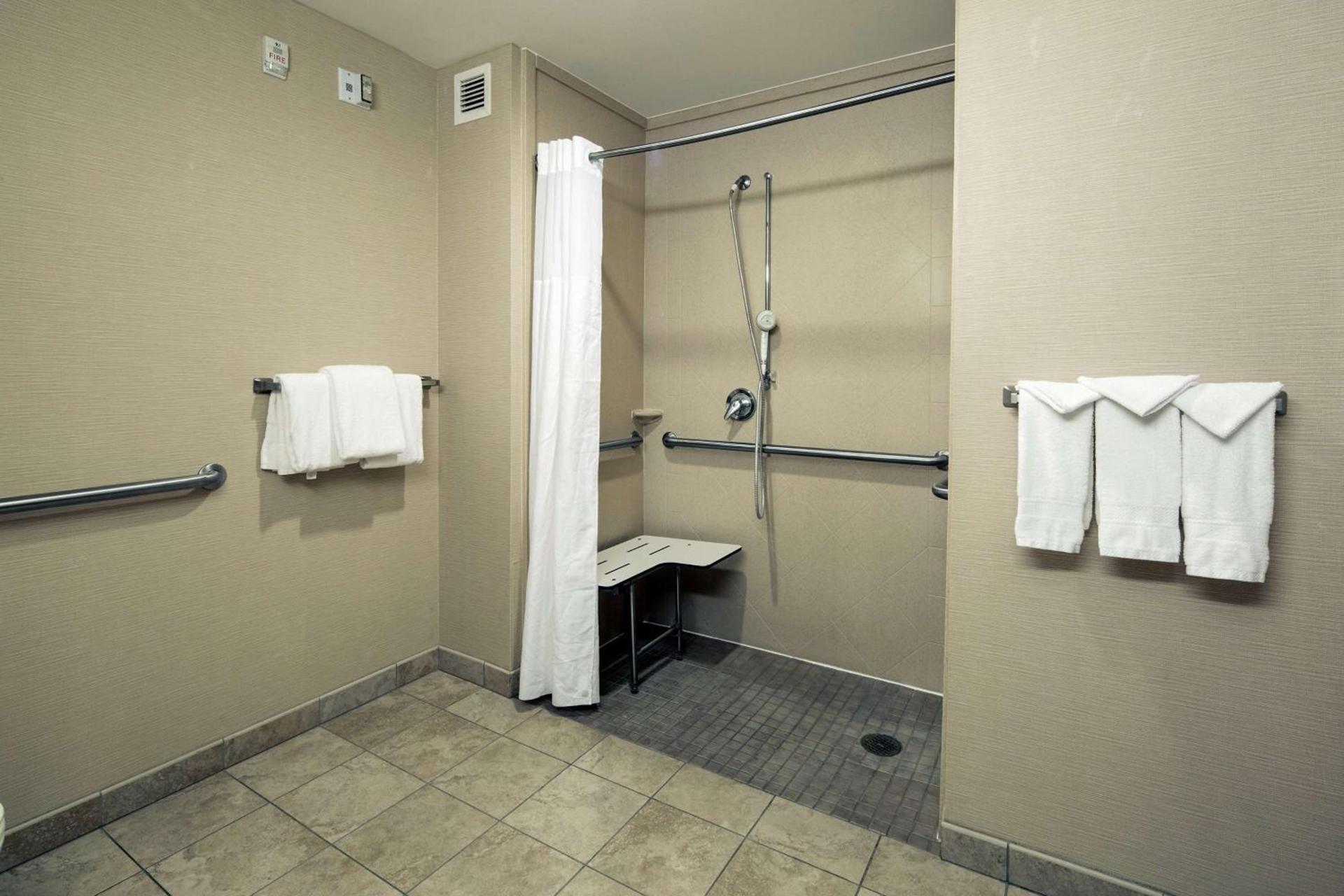 Hampton Inn & Suites Prescott Valley photo 22
