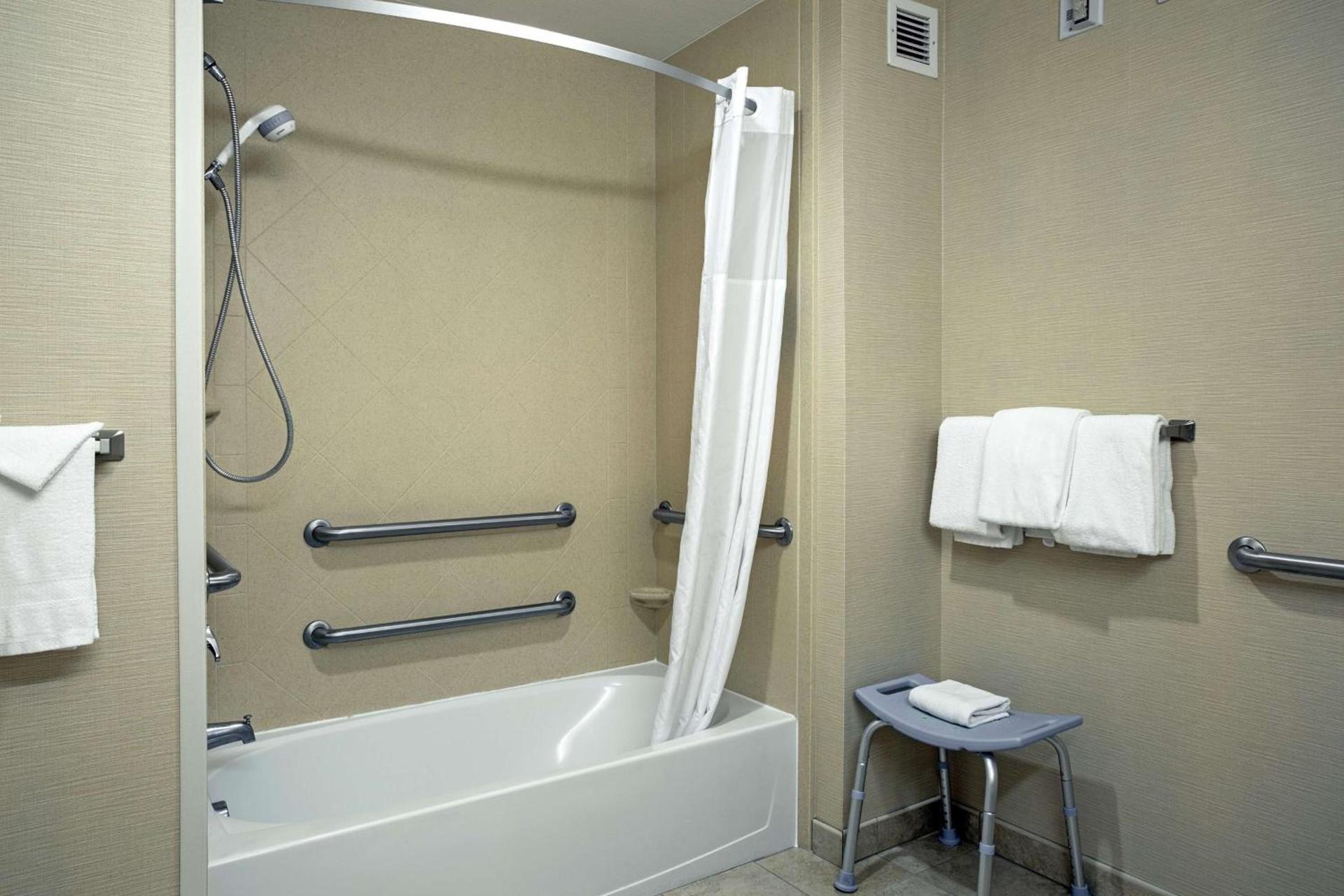 Hampton Inn & Suites Prescott Valley photo 21
