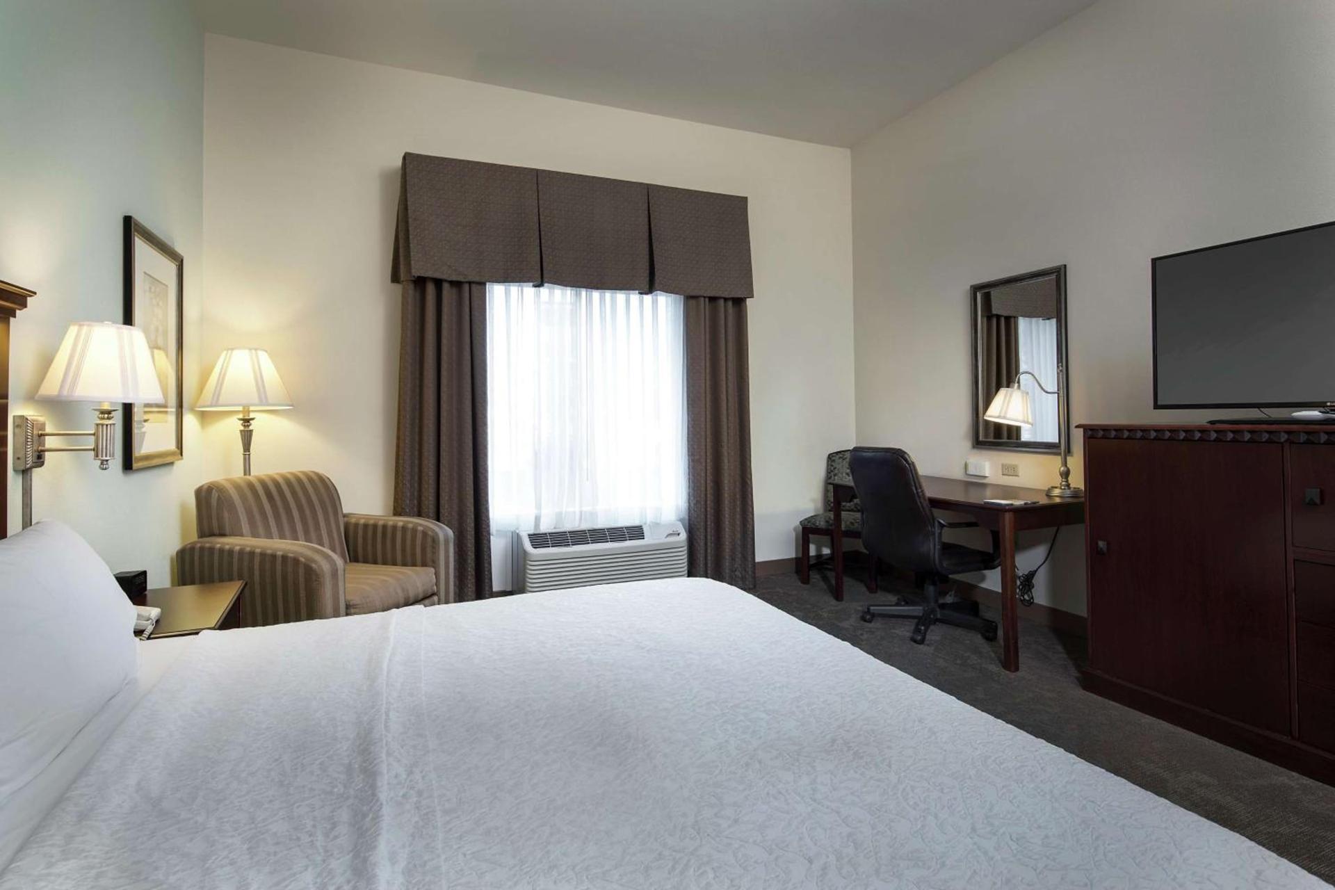 Hampton Inn & Suites Prescott Valley photo 36