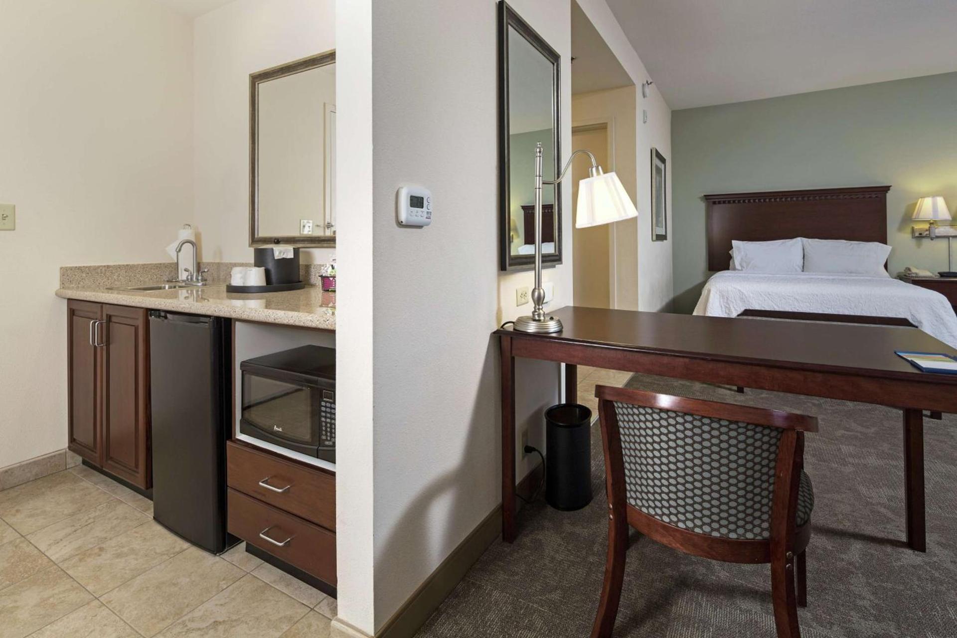 Hampton Inn & Suites Prescott Valley photo 41