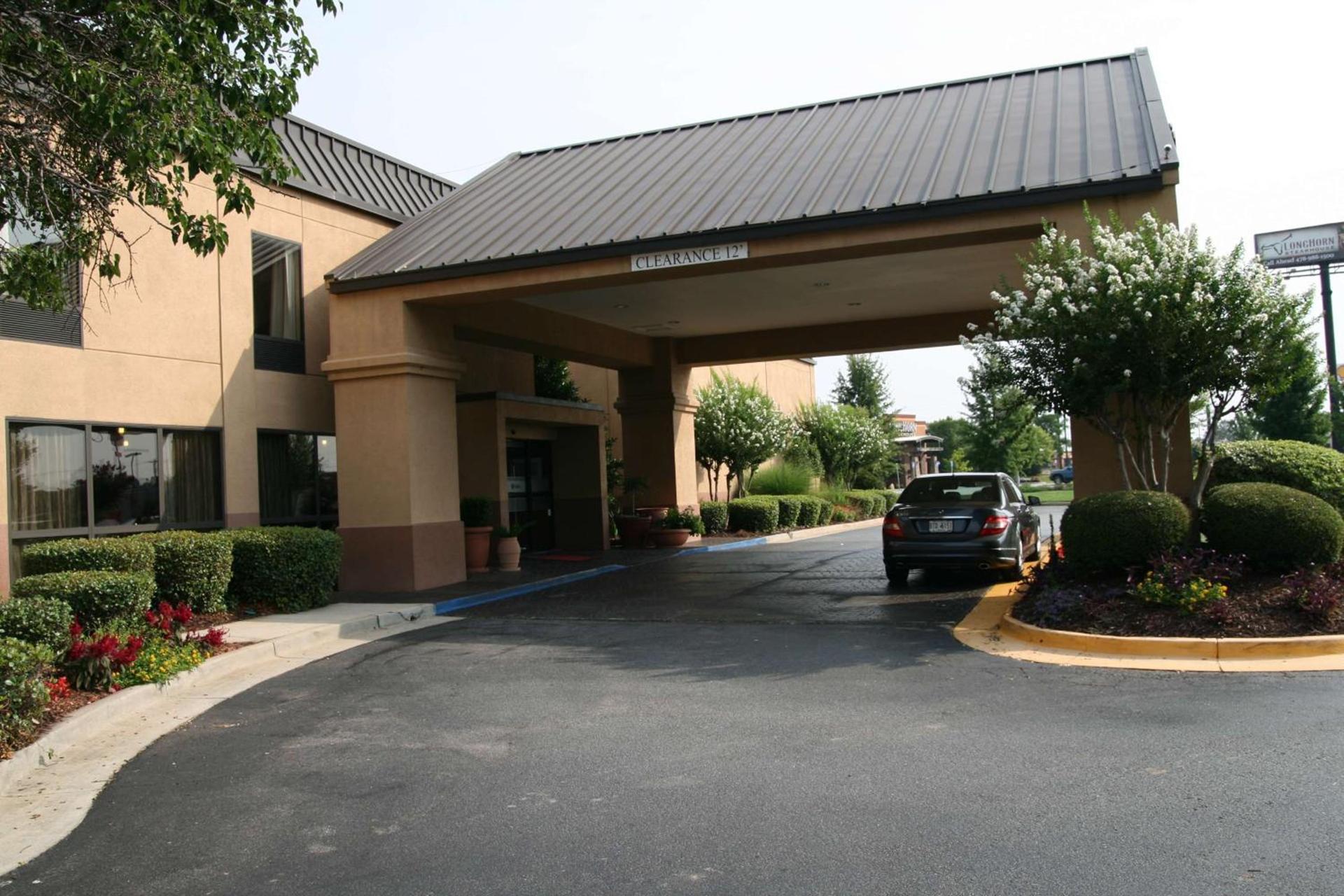 Hampton Inn Perry photo 2