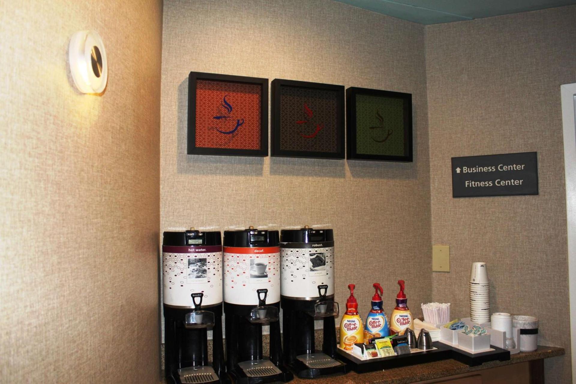 Hampton Inn Perry photo 10