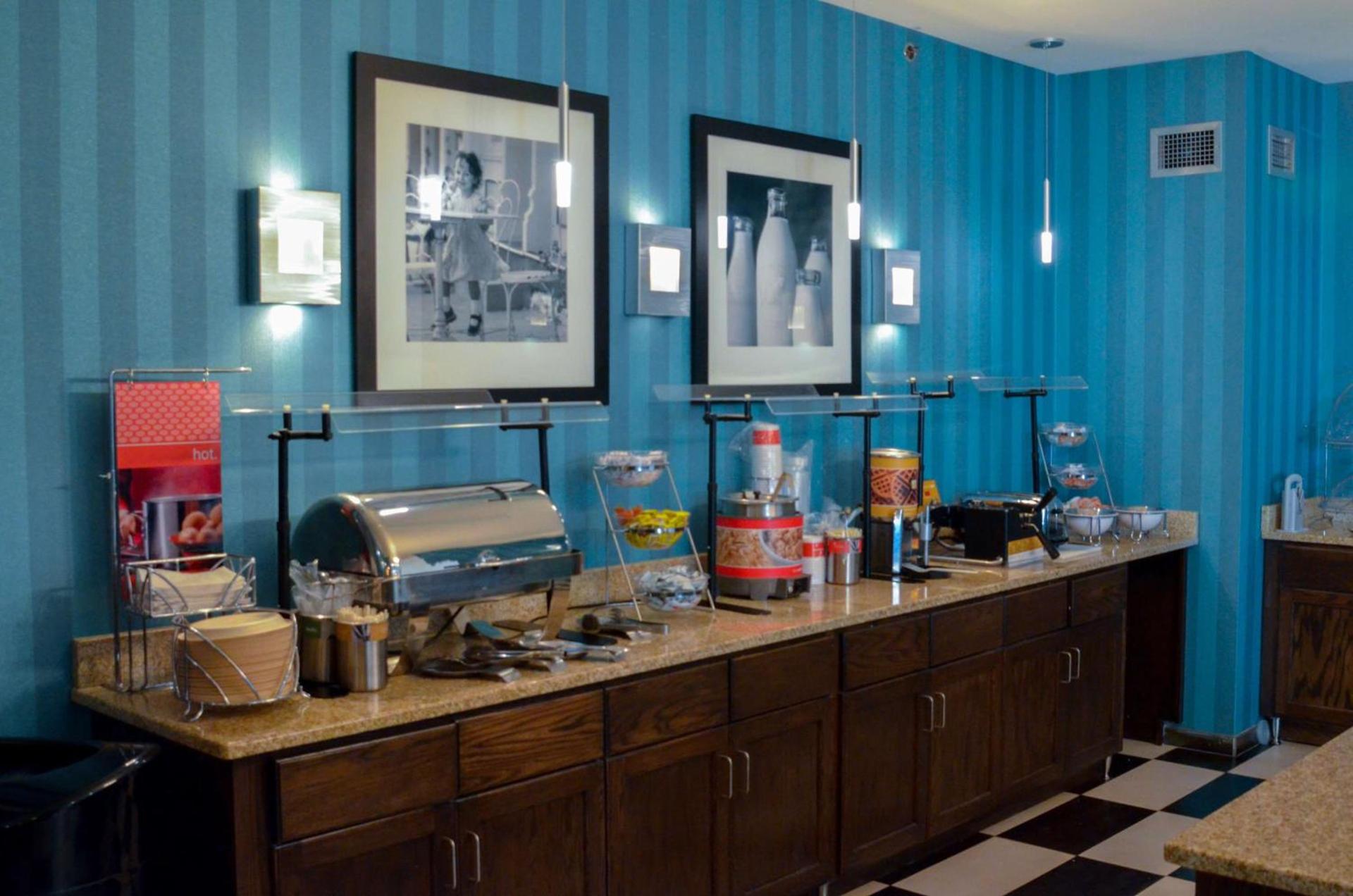 Hampton Inn Perry photo 14
