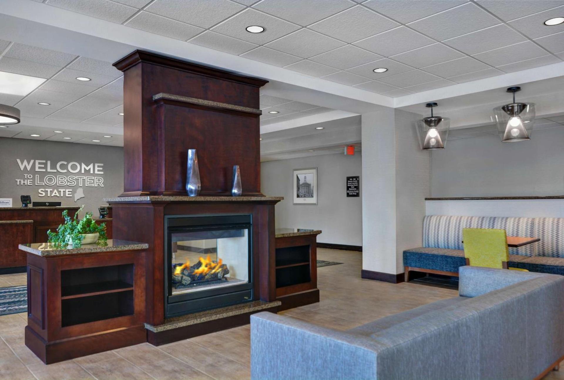 Hampton Inn Bath - Brunswick Area , ME photo 6