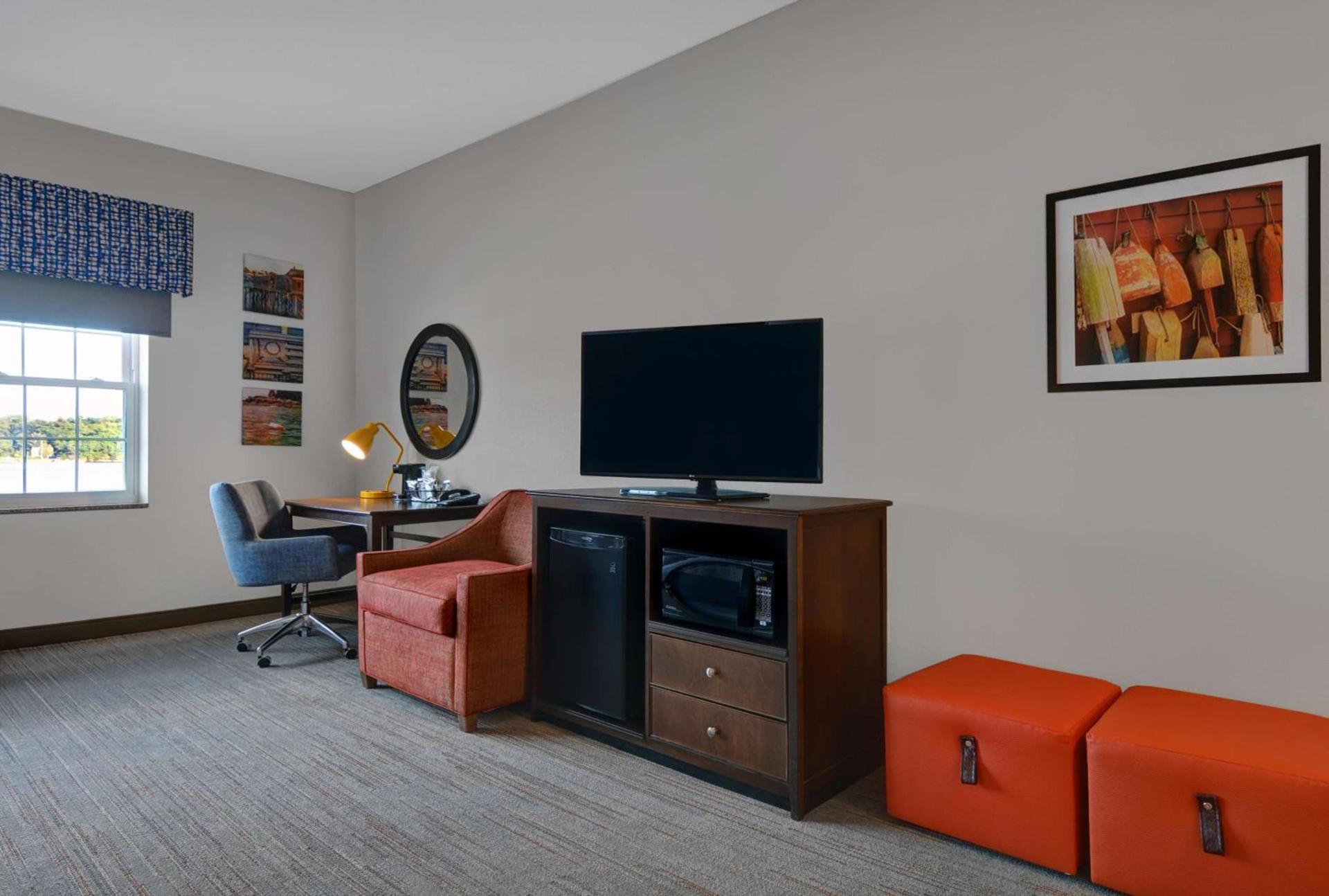 Hampton Inn Bath - Brunswick Area , ME photo 20