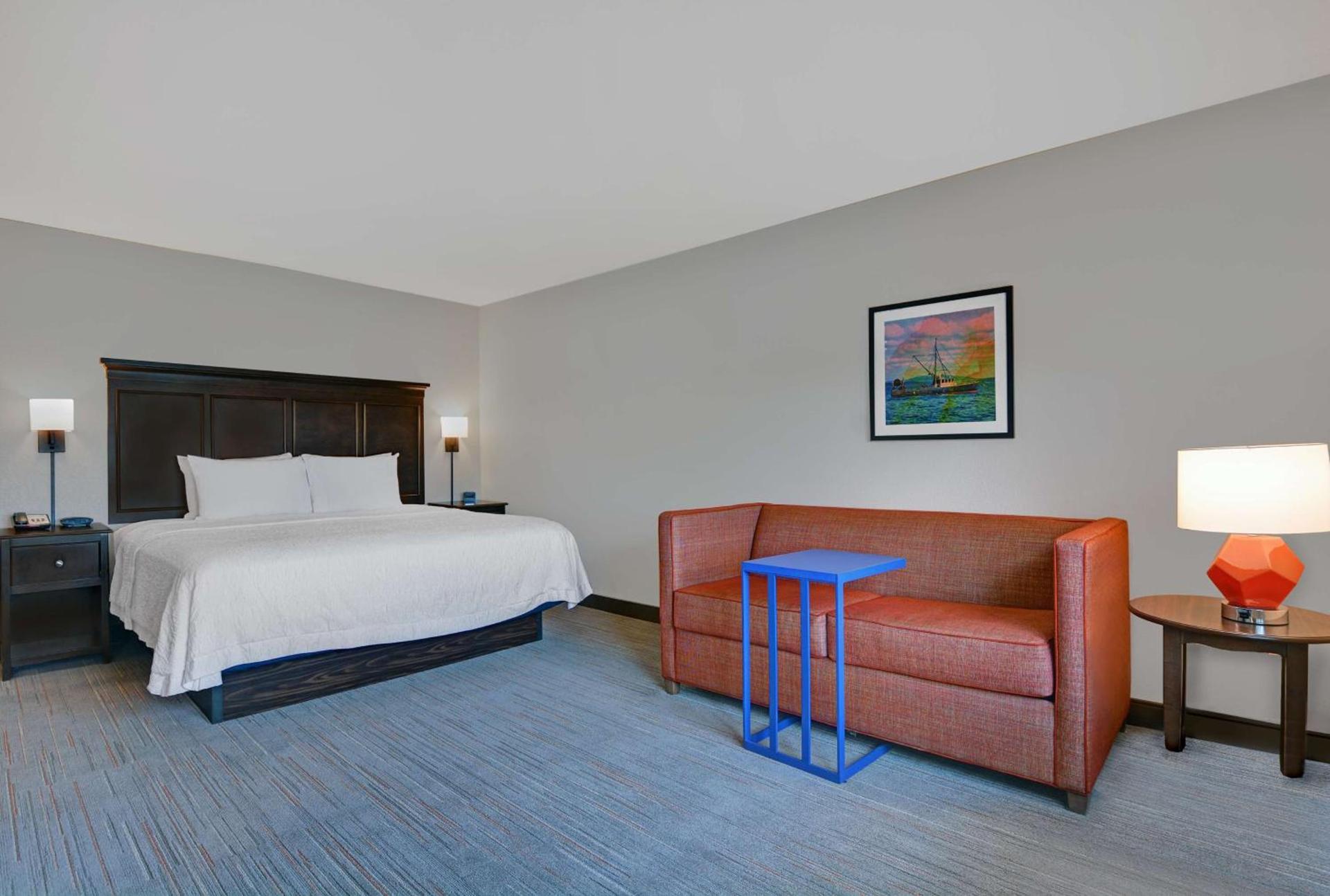 Hampton Inn Bath - Brunswick Area , ME photo 17