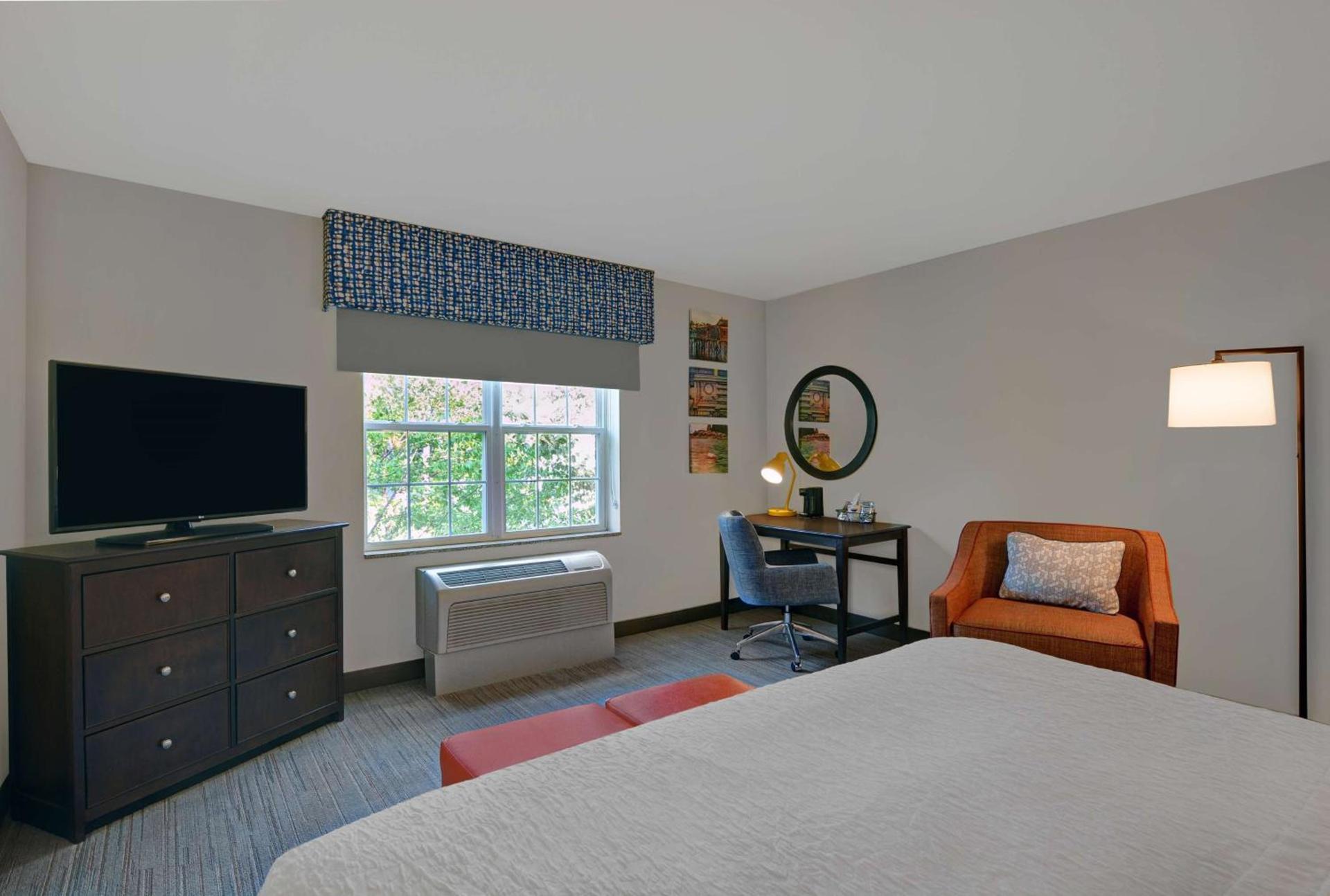 Hampton Inn Bath - Brunswick Area , ME photo 21