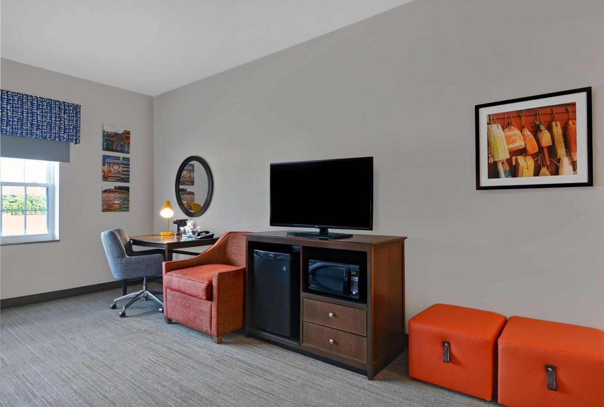 Hampton Inn Bath - Brunswick Area , ME photo 26