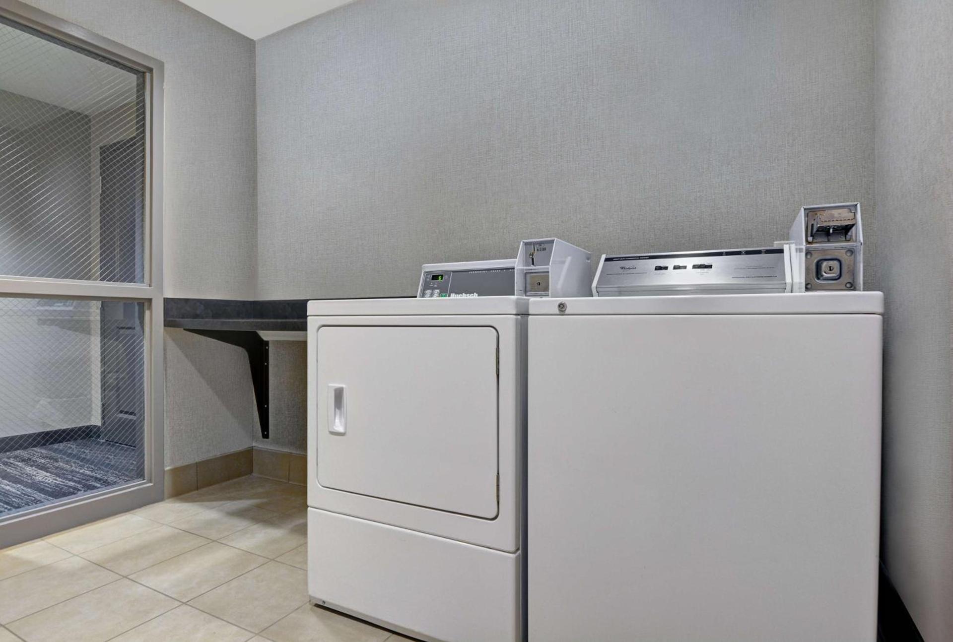 Hampton Inn Bath - Brunswick Area , ME photo 40