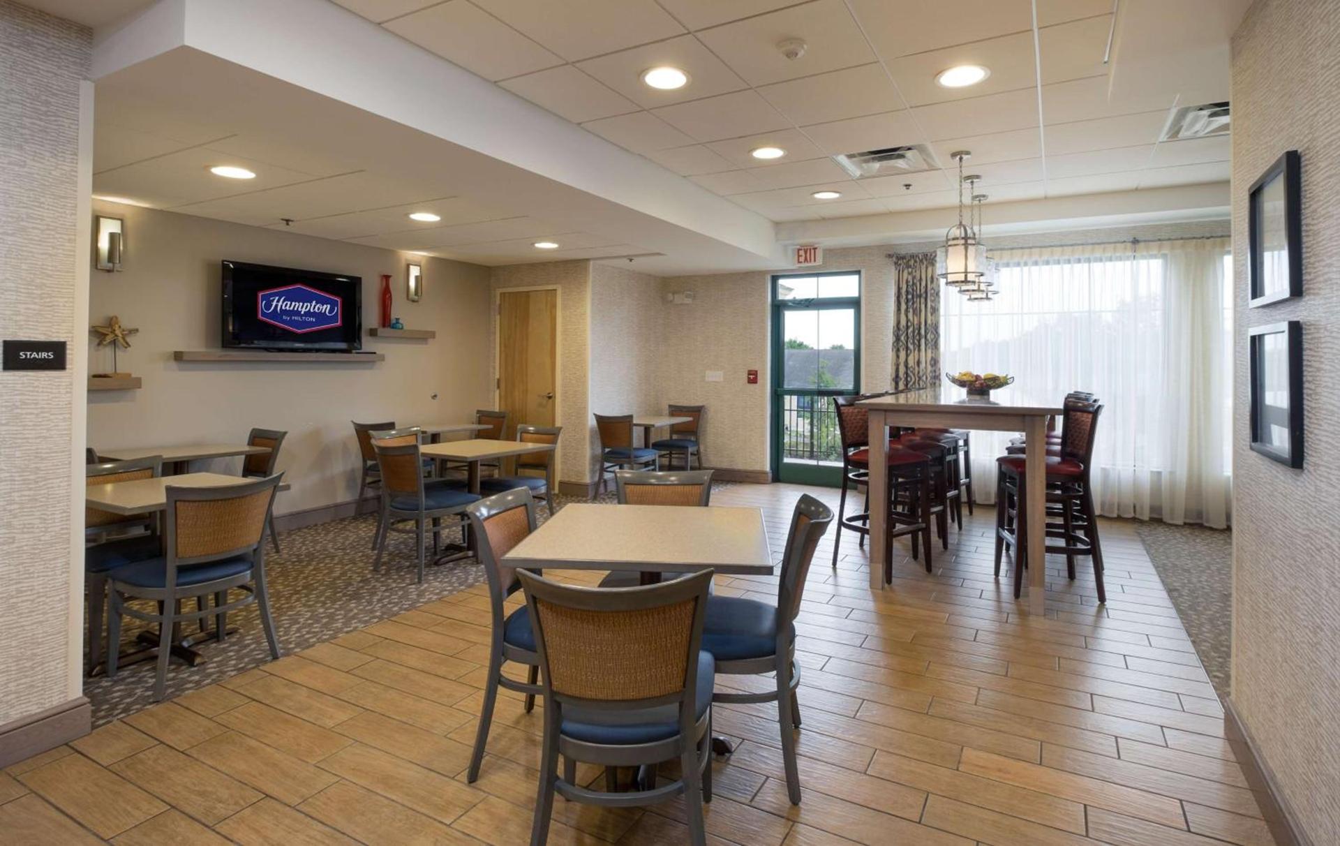 Hampton Inn Freeport/Brunswick photo 11