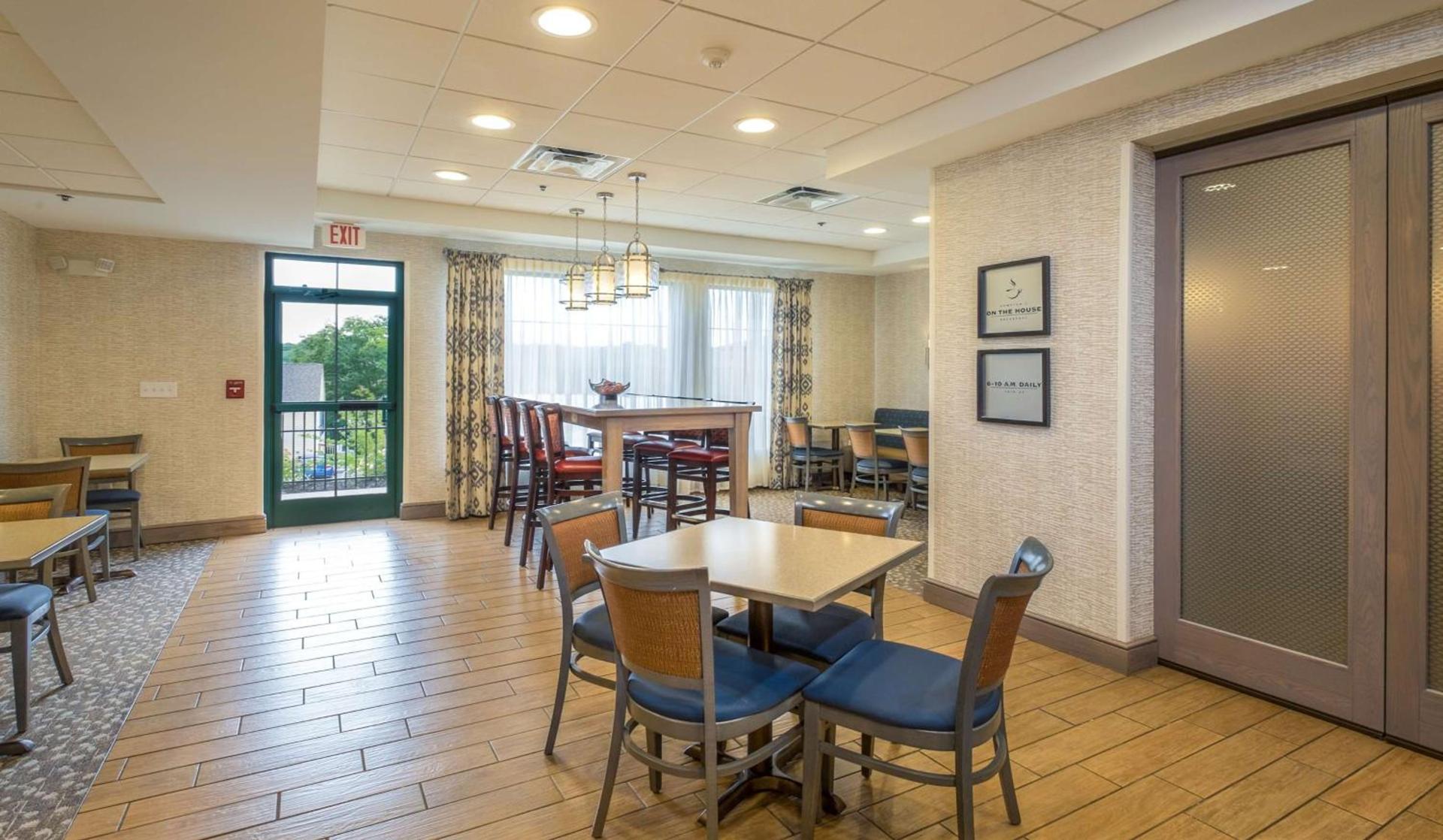 Hampton Inn Freeport/Brunswick photo 12