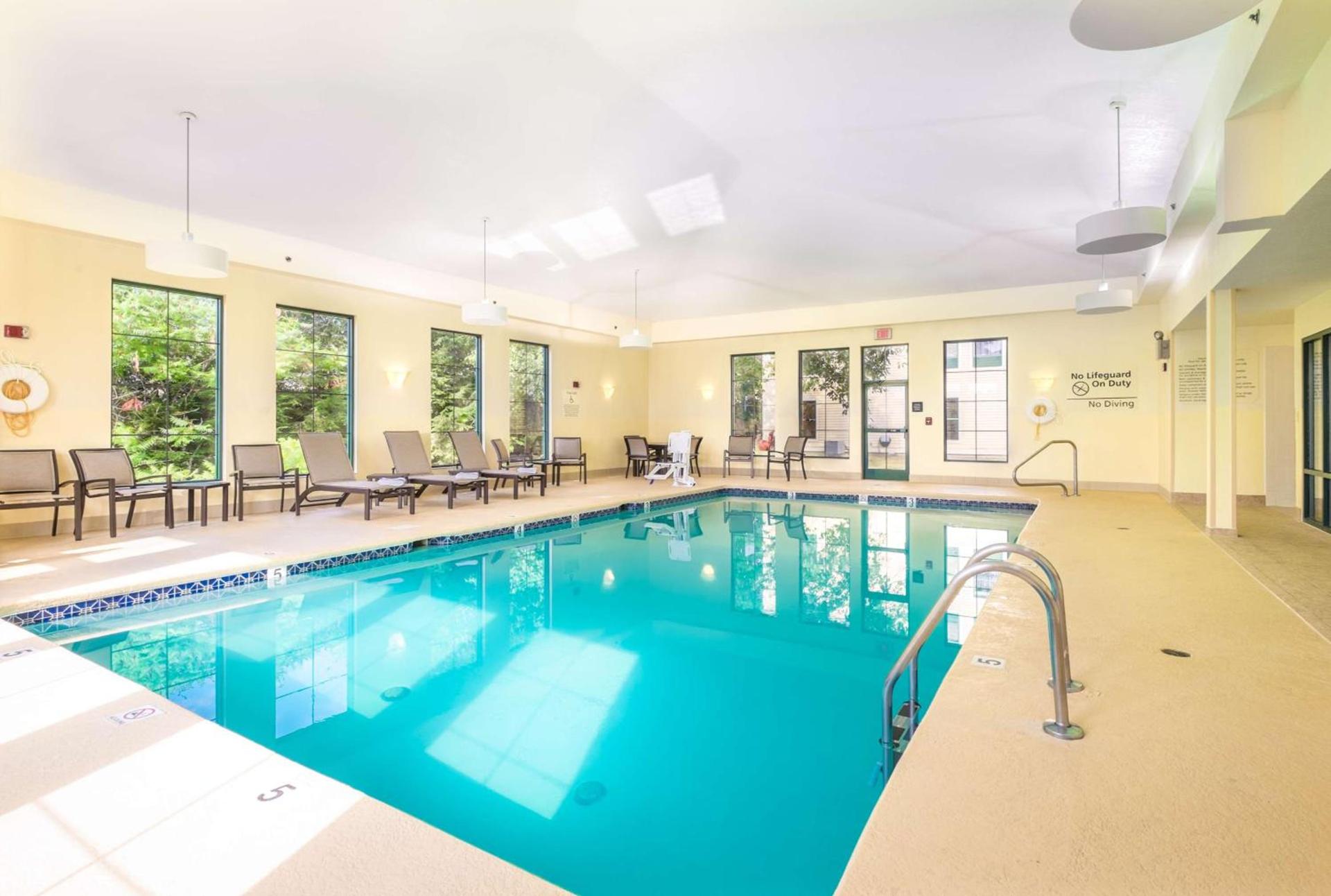 Hampton Inn Freeport/Brunswick photo 17