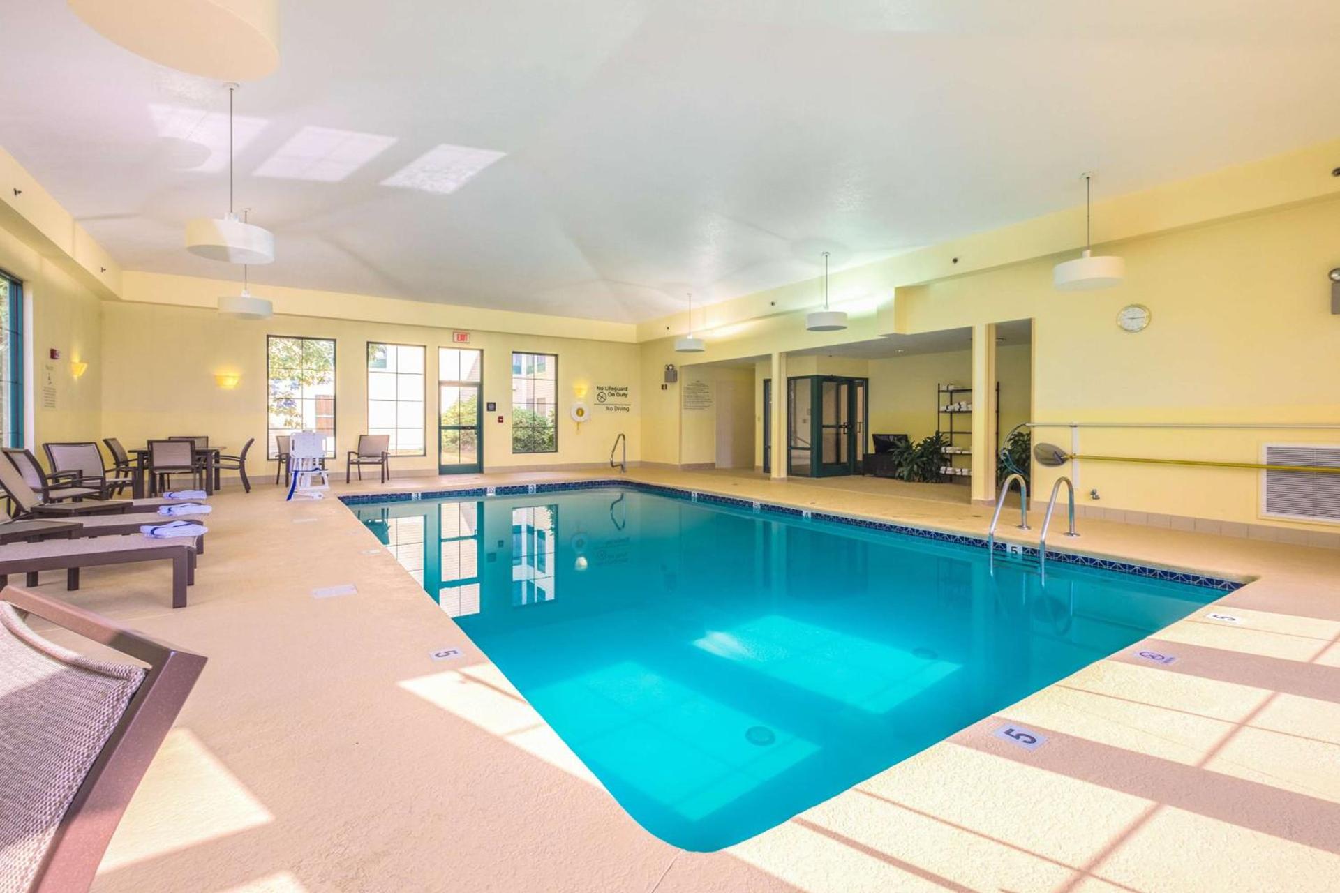 Hampton Inn Freeport/Brunswick photo 18