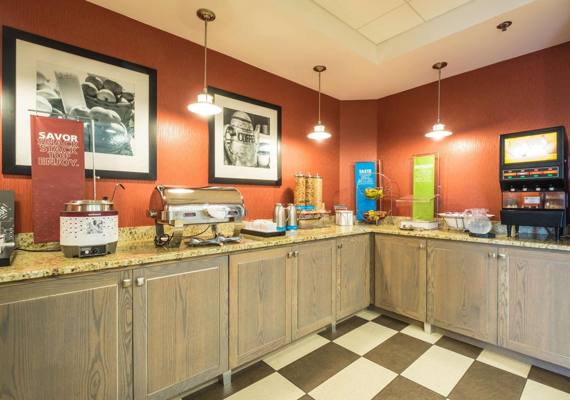 Hampton Inn Freeport/Brunswick photo 20
