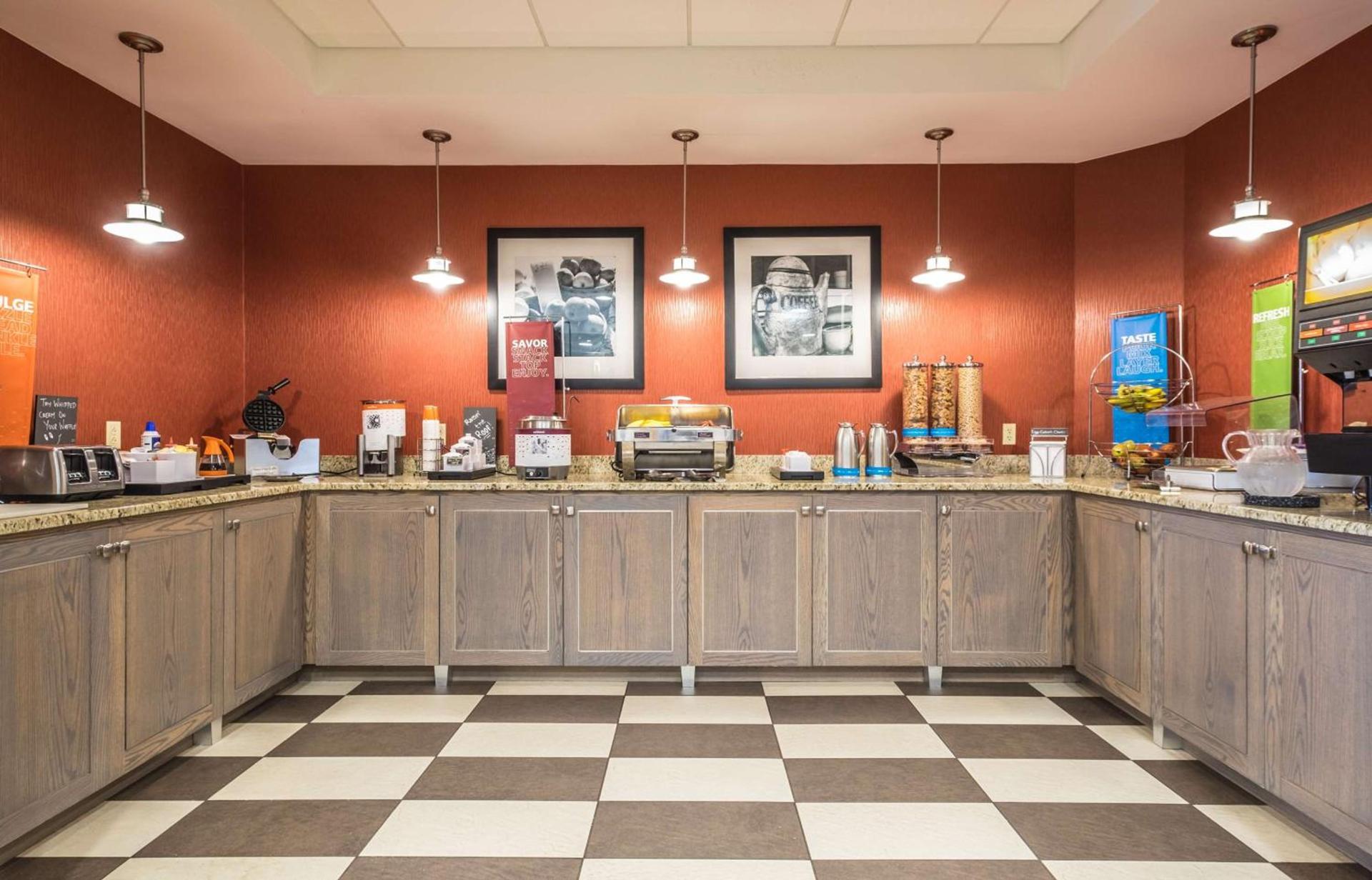 Hampton Inn Freeport/Brunswick photo 22