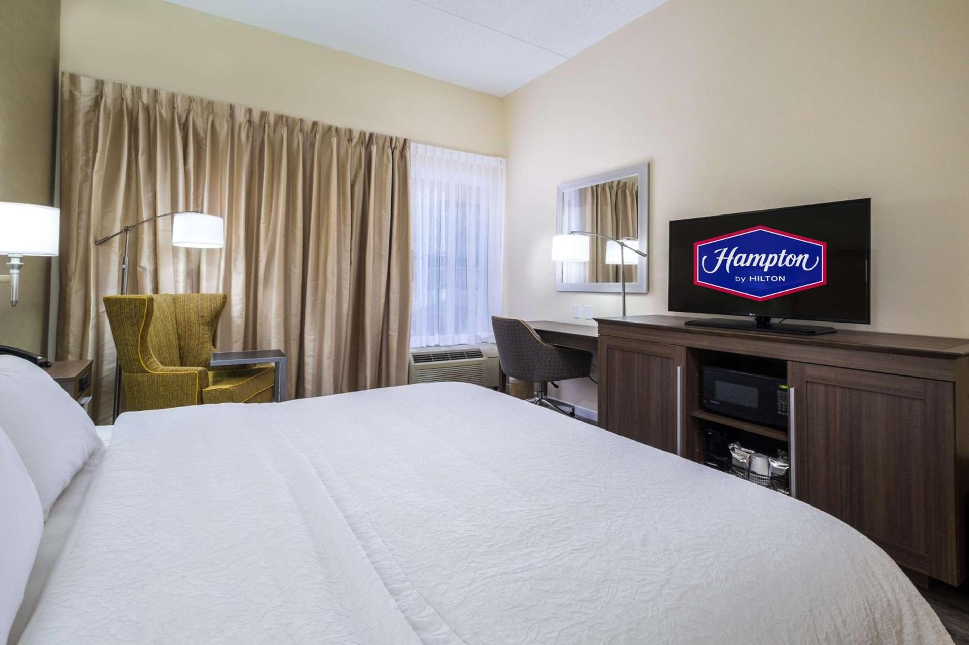 Hampton Inn Freeport/Brunswick photo 44