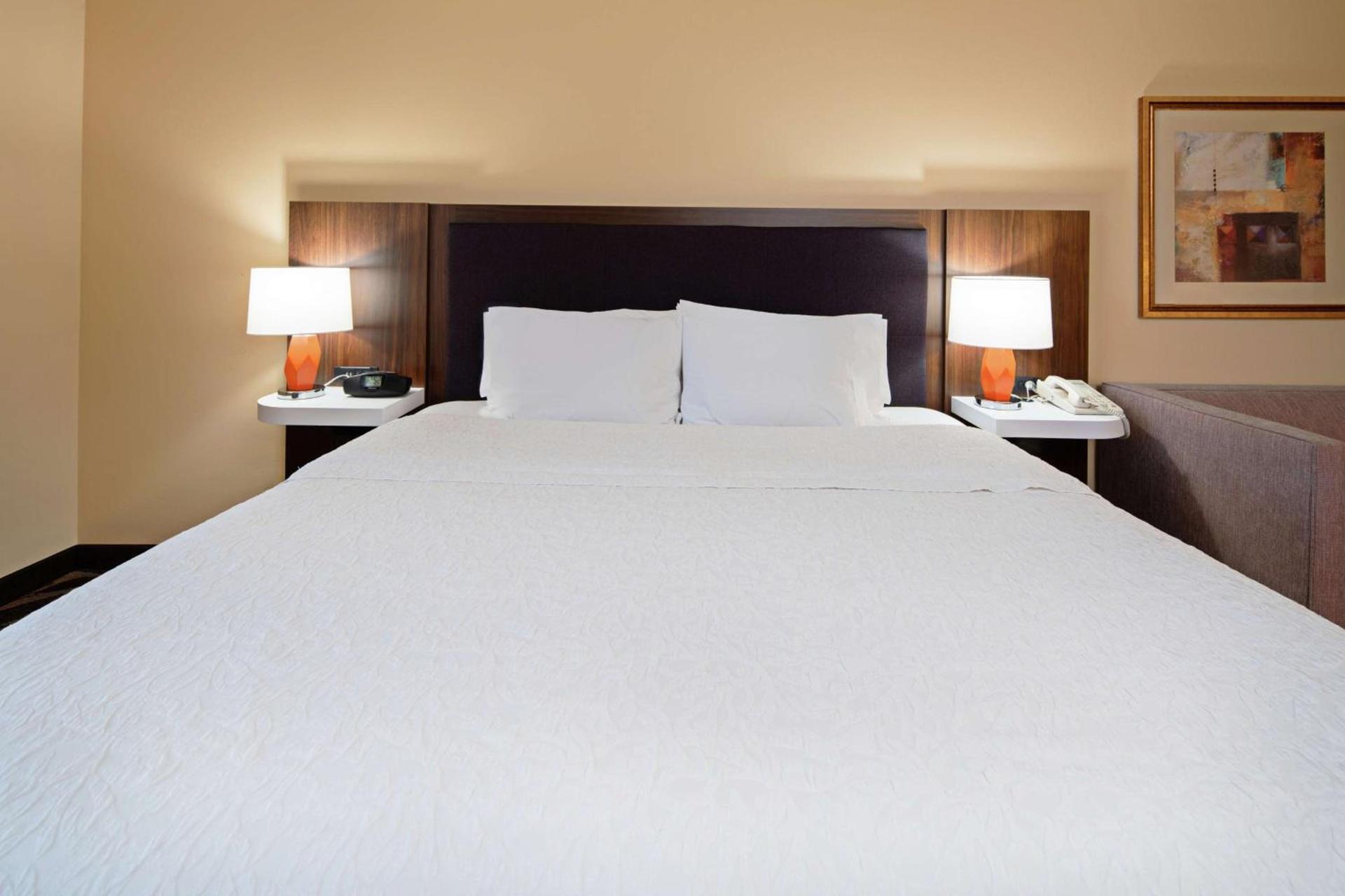 Hampton Inn & Suites Bremerton photo 22