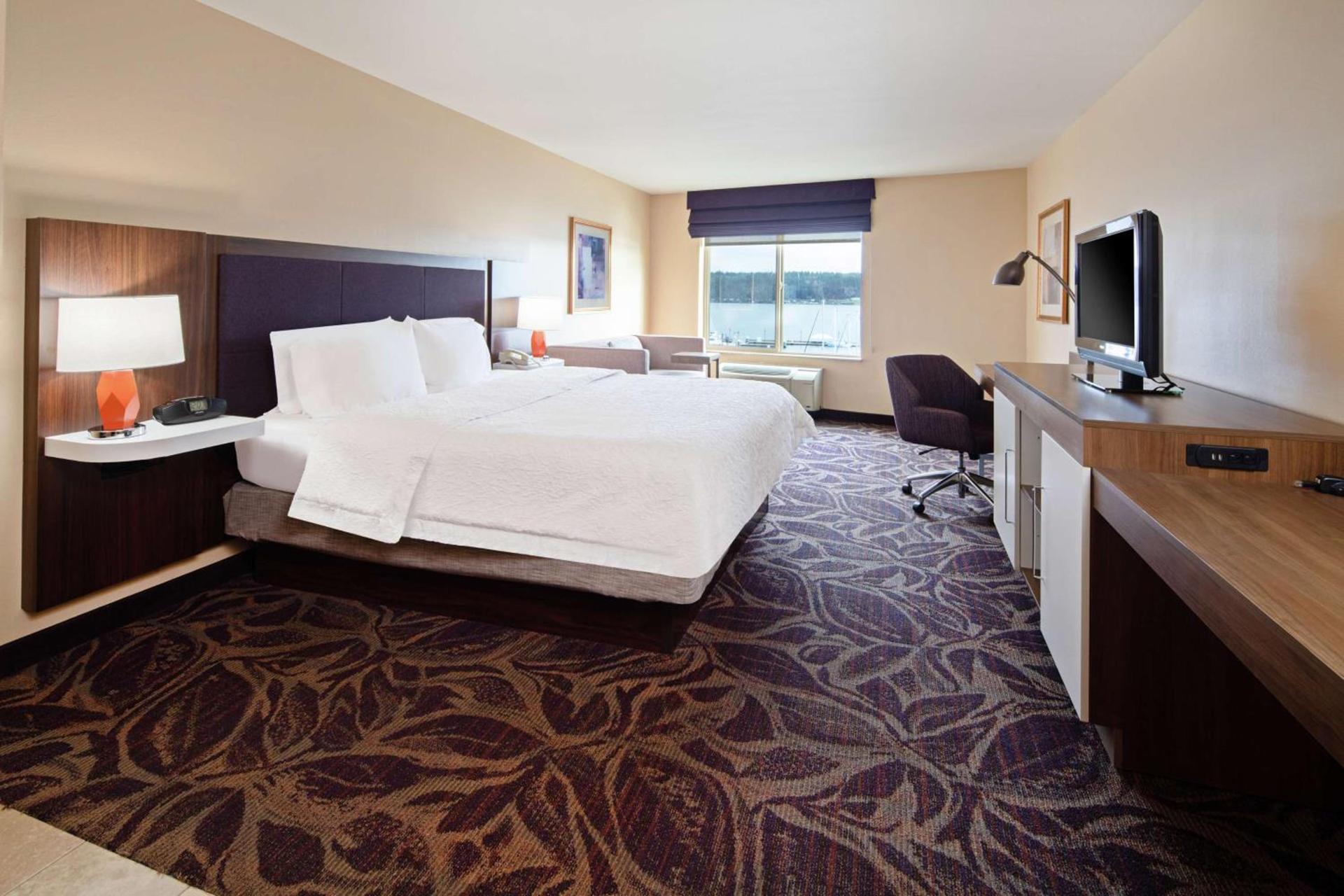 Hampton Inn & Suites Bremerton photo 23